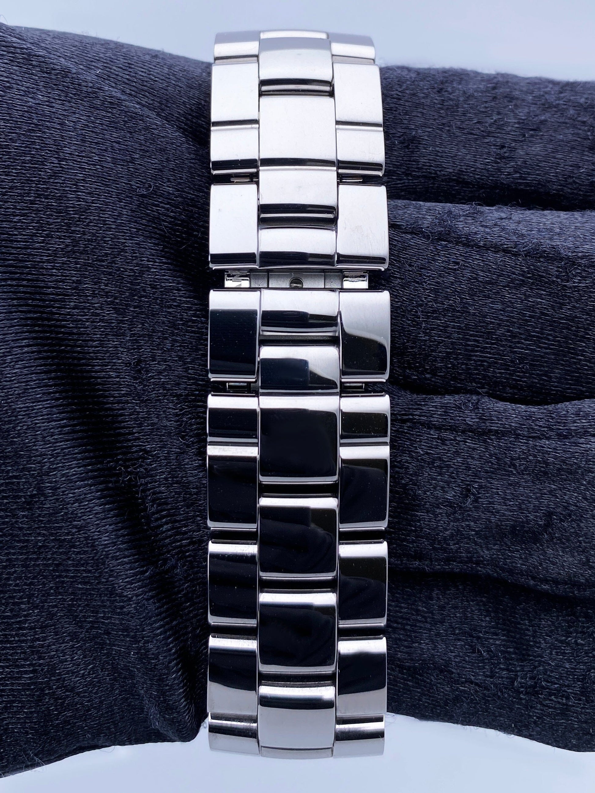 Chanel J12 Diamond Bezel Ceramic Mens Watch - Wristwatch