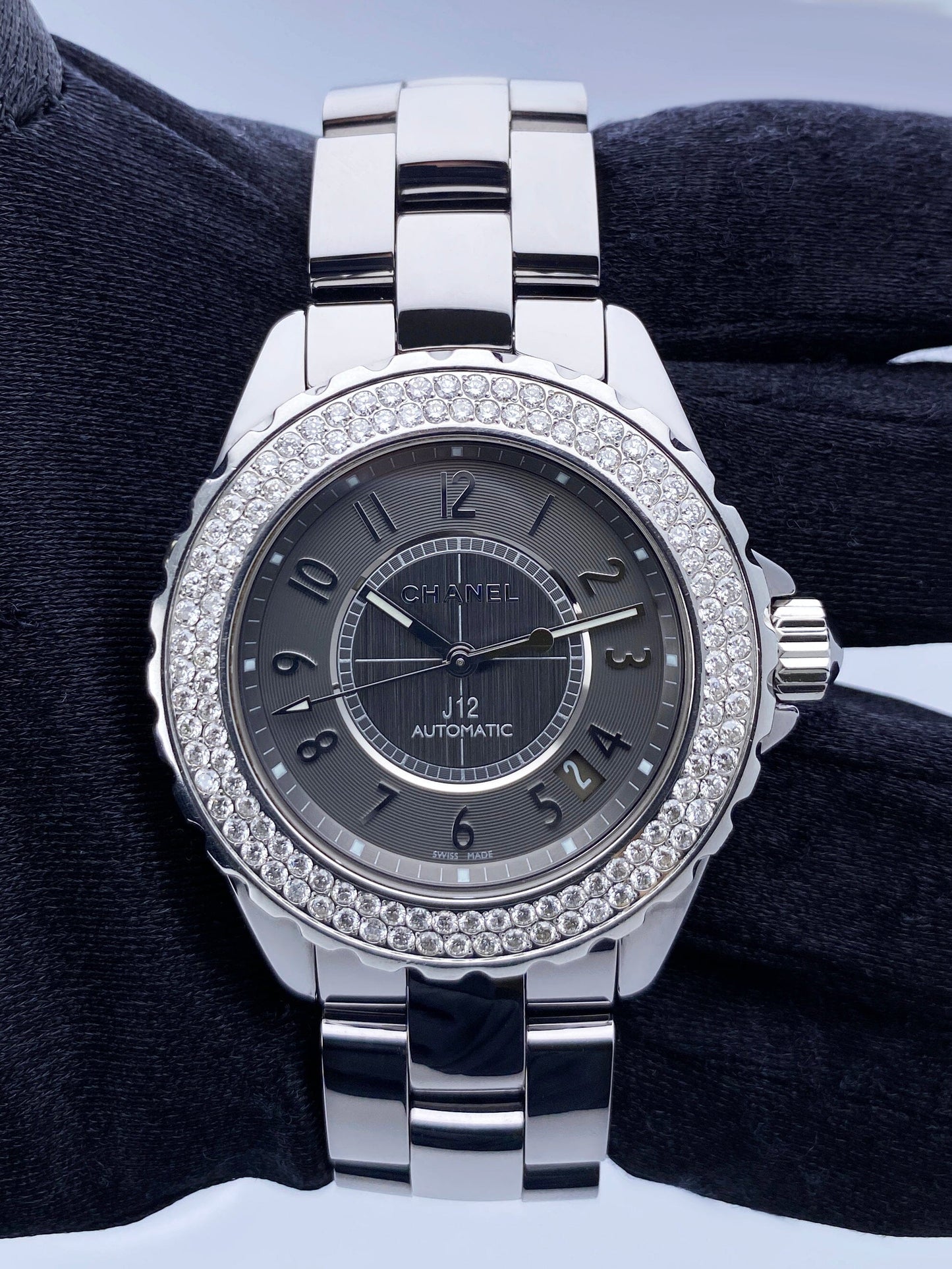 Chanel J12 Diamond Bezel Ceramic Mens Watch - Wristwatch