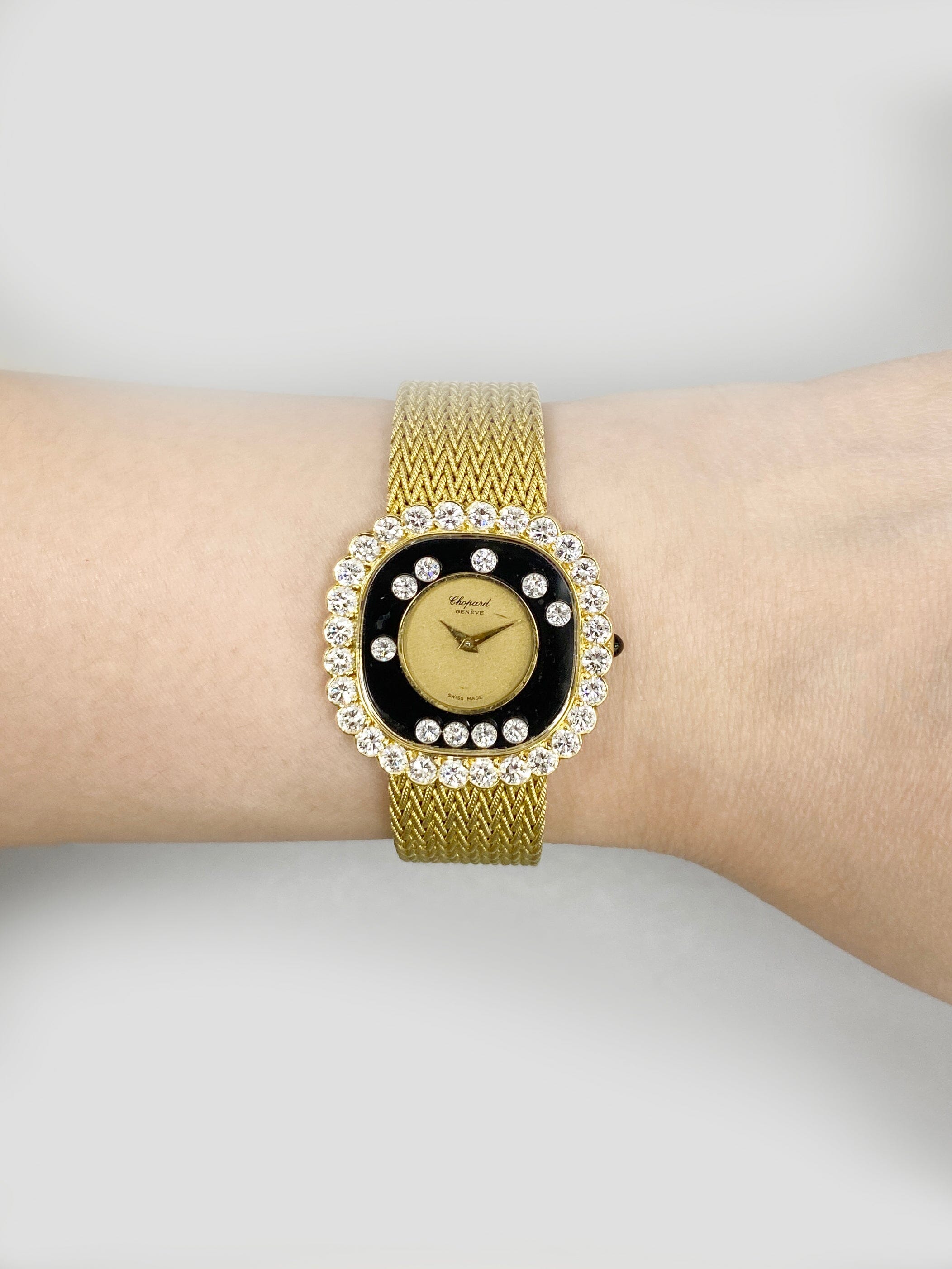 Chopard Happy Diamonds 5089 5 Diamond 18K Yellow Gold Ladies Chopard Happy Diamonds 5089 5 Diamond 18K Yellow Gold Ladies
