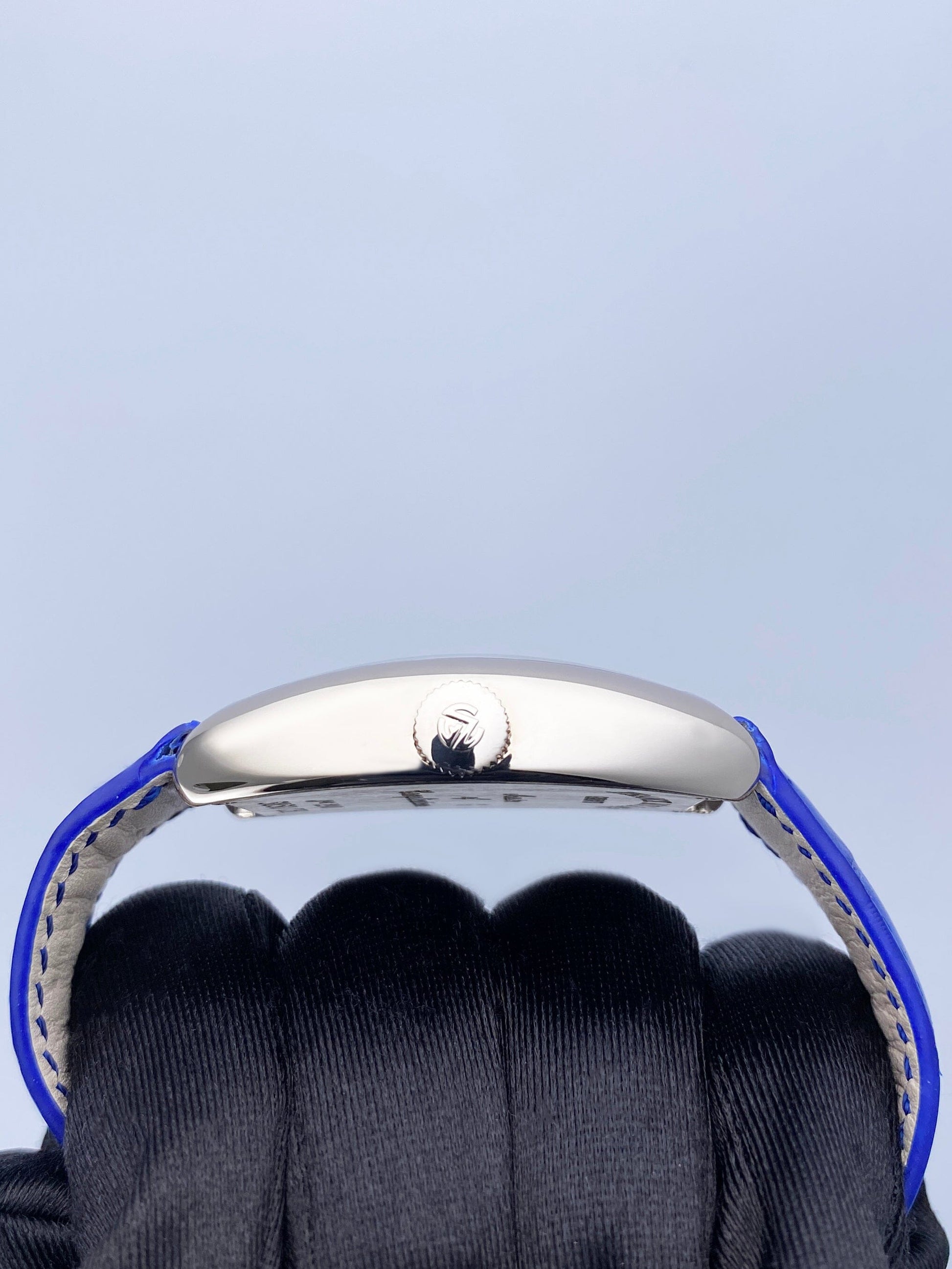 Franck Muller Crazy Hours 5850 CH Blue Dial Mens Watch