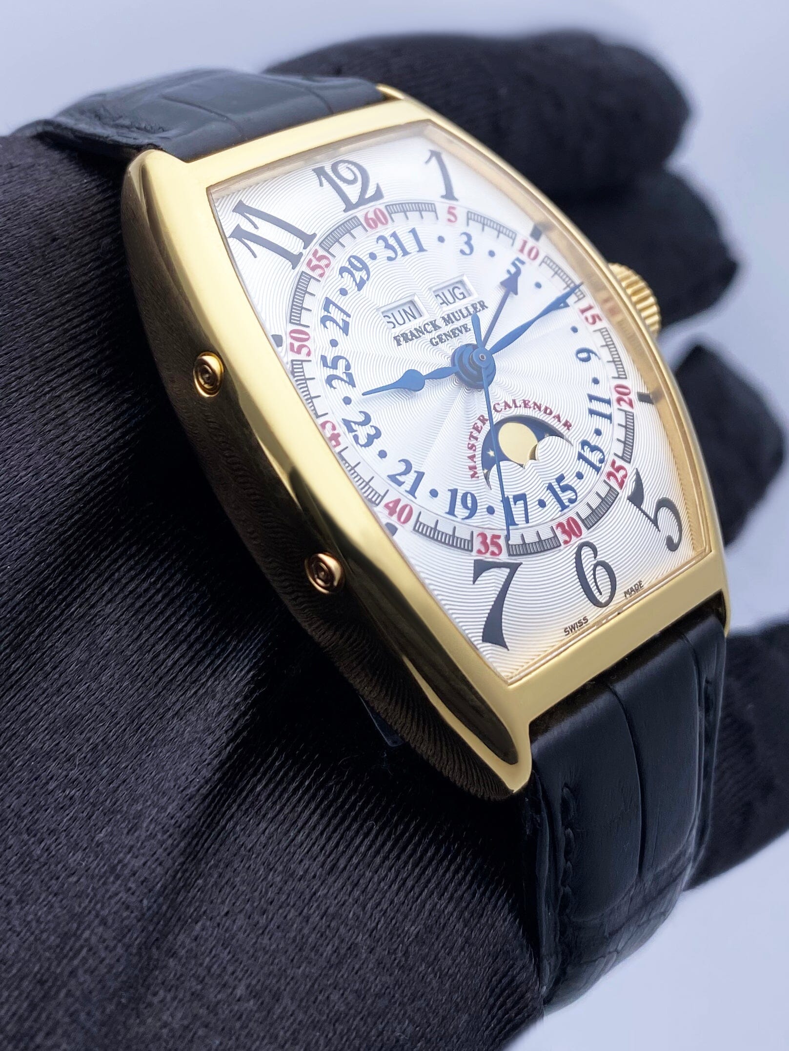 Franck Muller Master Calendar 5850 MC L 18K Yellow Gold Mens Watch Box Papers