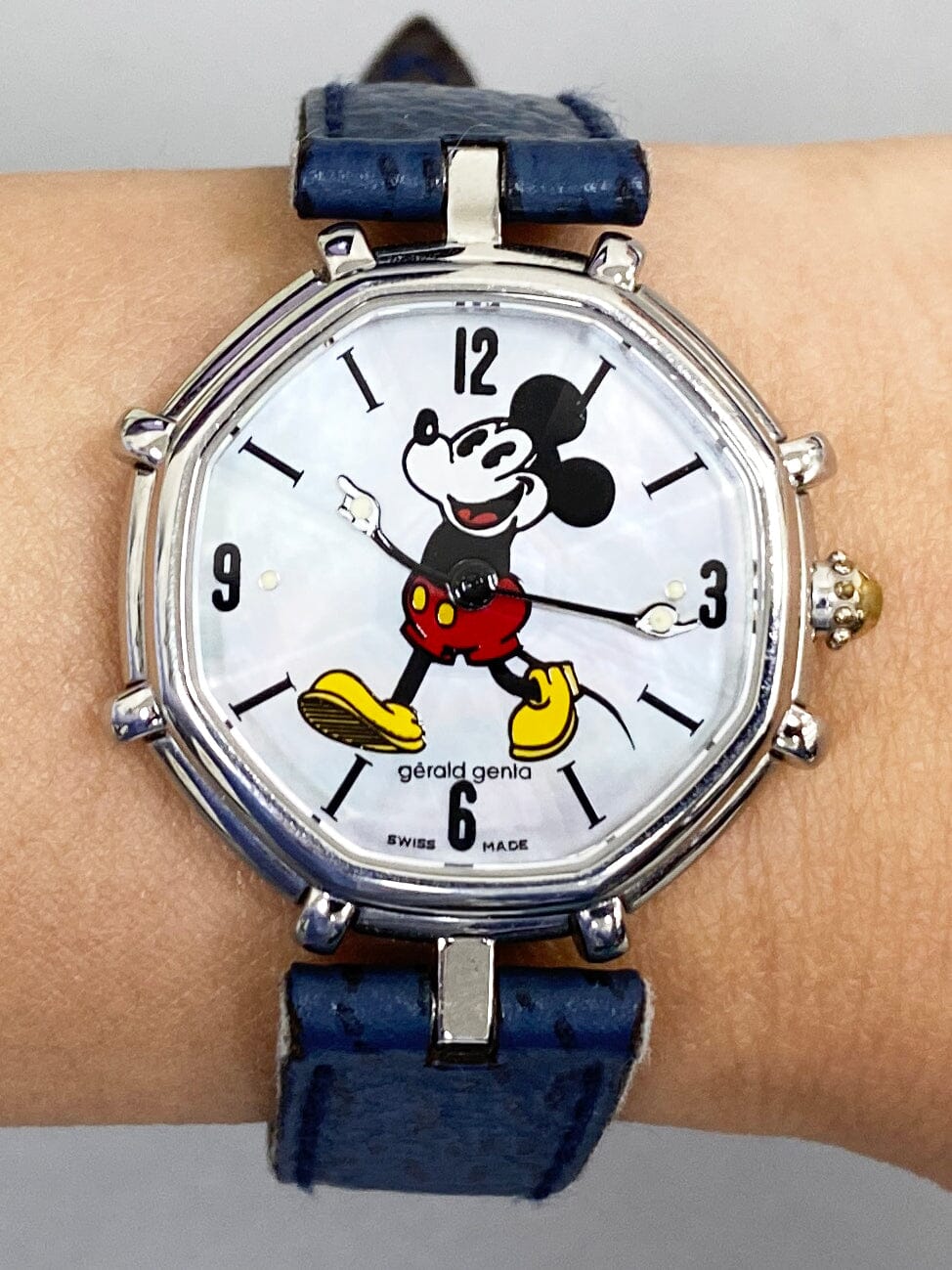 Gérald Genta Disney G.3450.7 Micky Mouse Dial Ladies Watch Box Papers - Watches