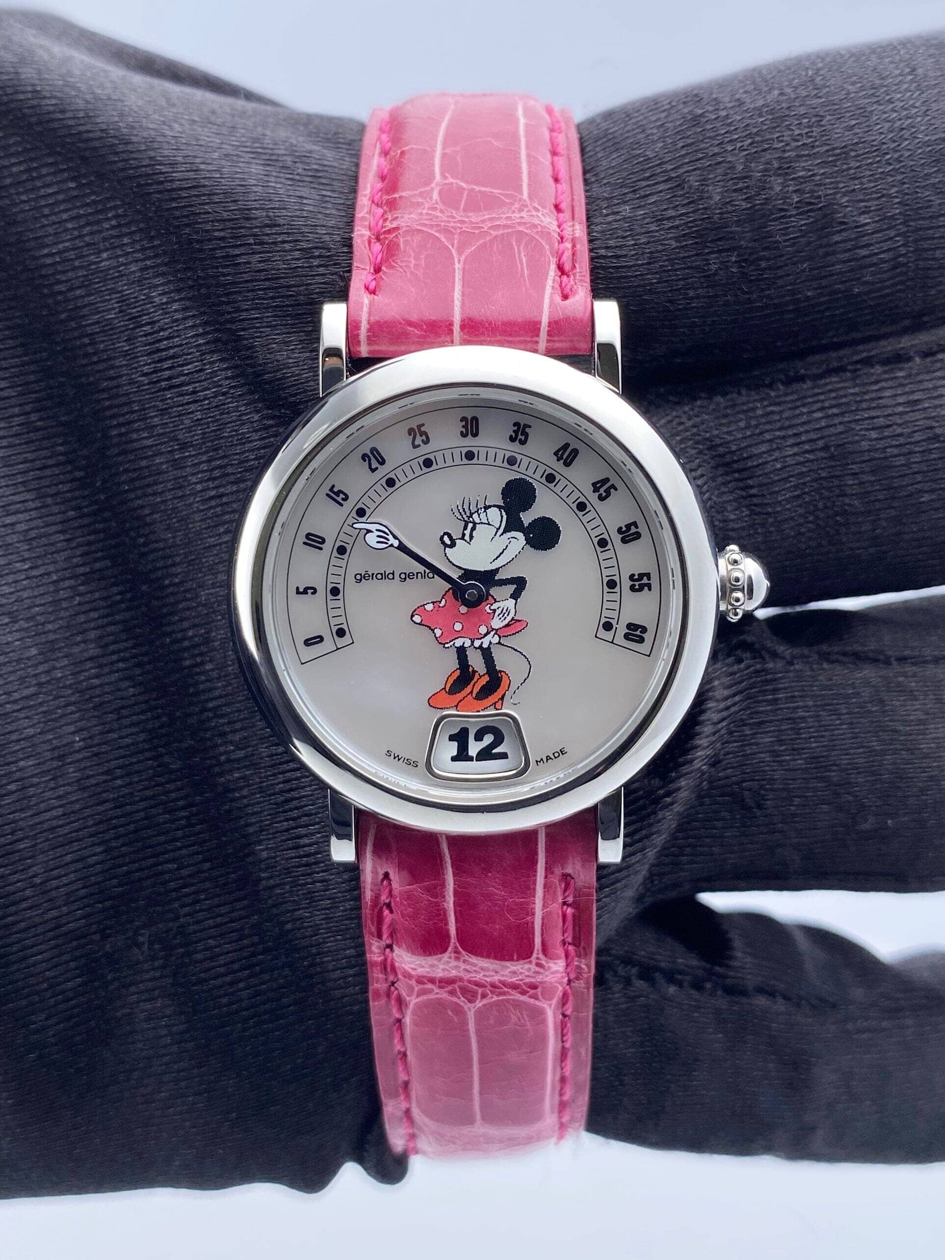 Gérald Genta Disney G.3622 Minnie Mouse MOP Dial Ladies Watch - Watches