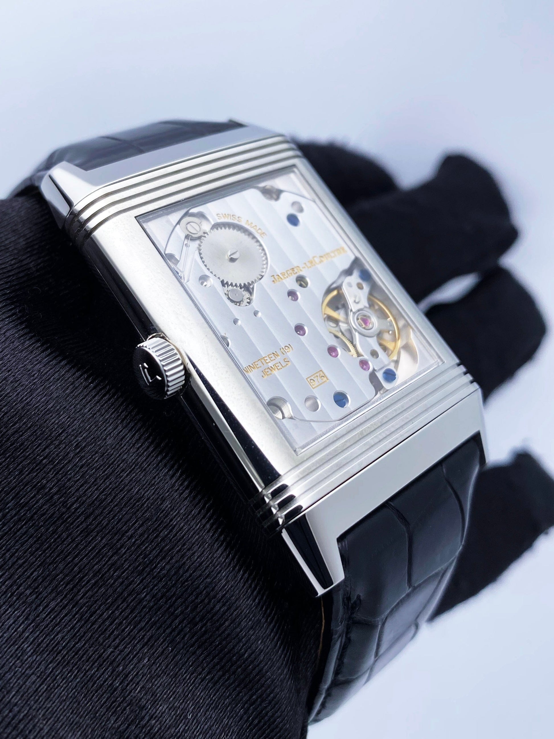 Jaeger-LeCoulture Reverso Classic Q273804 Mens Watch W/Papers - Watches