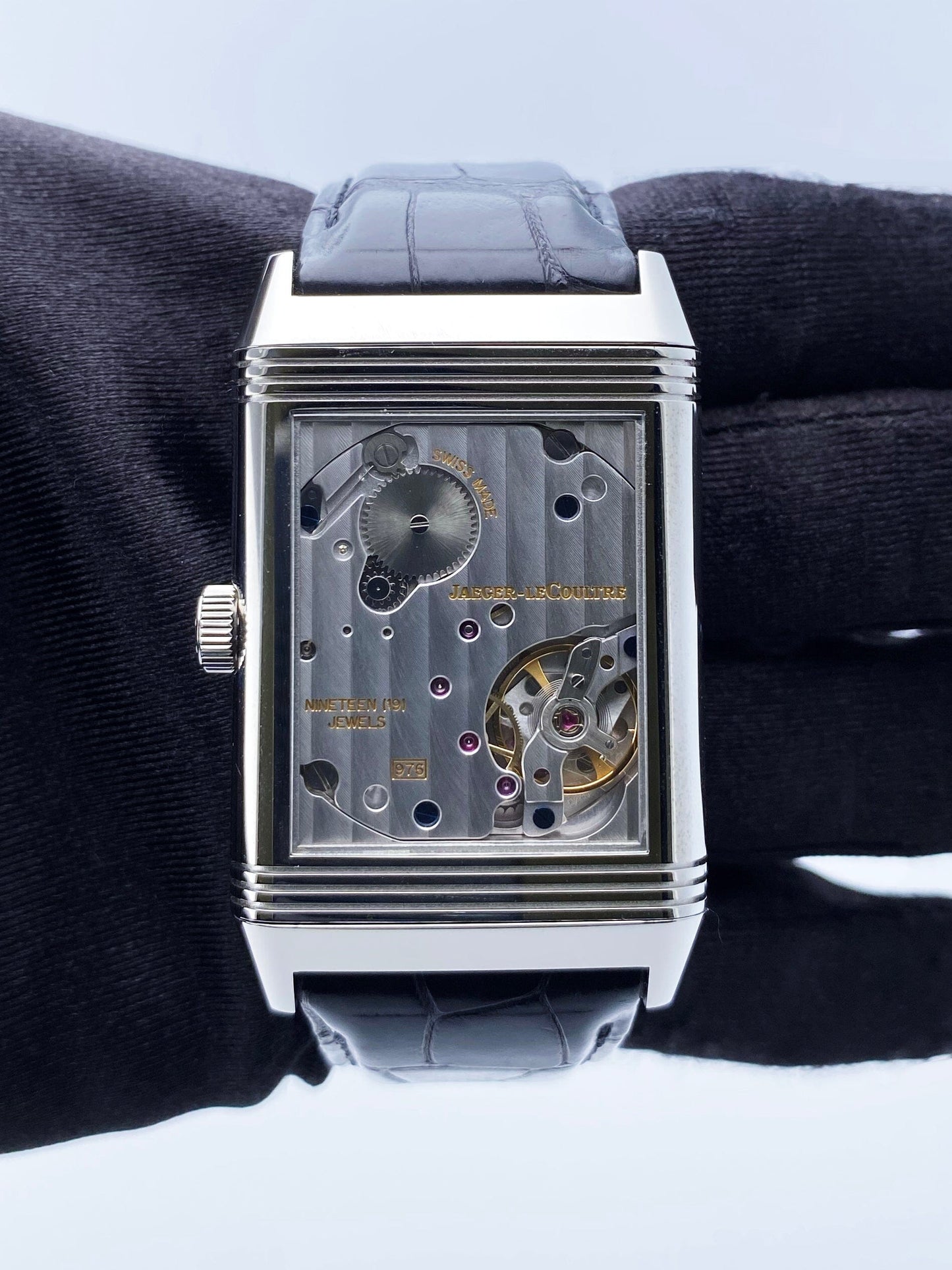 Jaeger-LeCoulture Reverso Classic Q273804 Mens Watch W/Papers - Watches