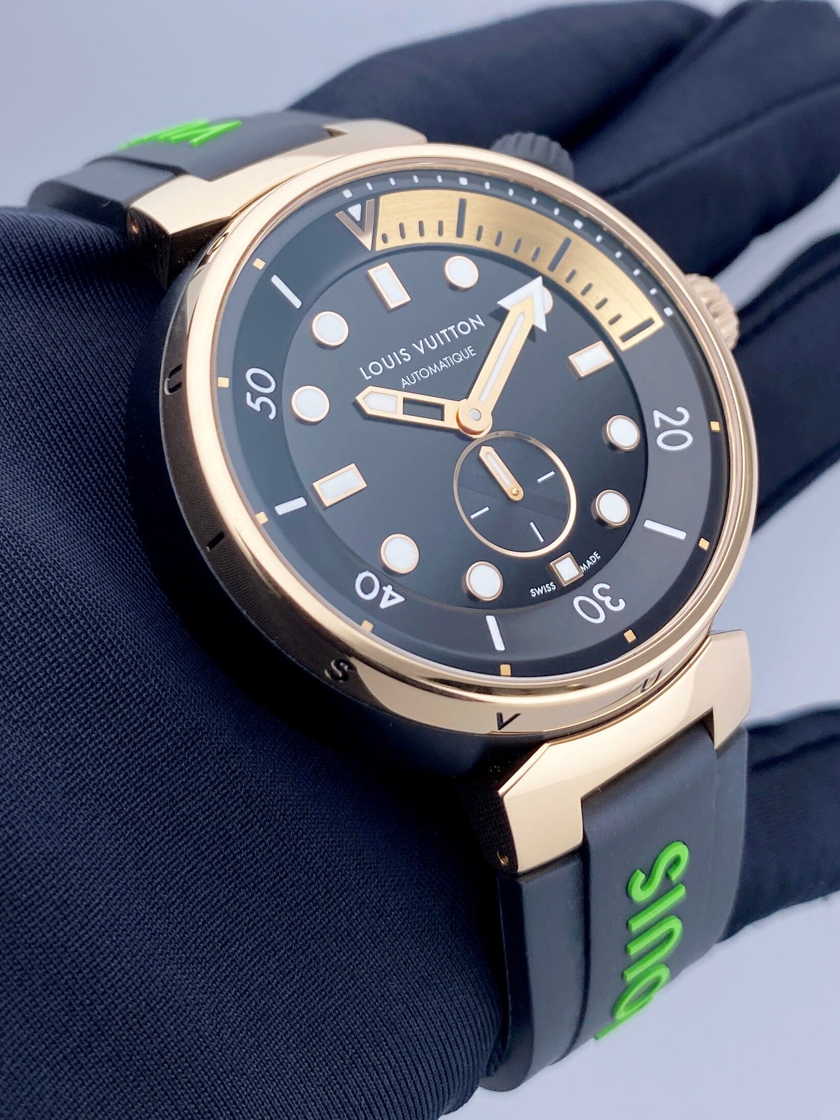 Louis Vuitton Tambour Street Drive QA123A Mens Watch | – Phigora