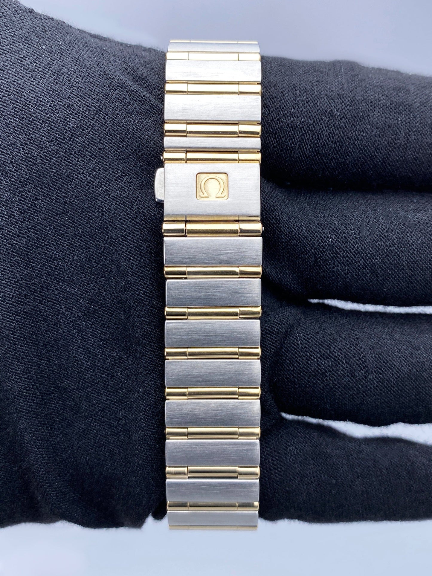 Omega Constellation 1392.30.00 Two Tone Ladies Watch - Watches