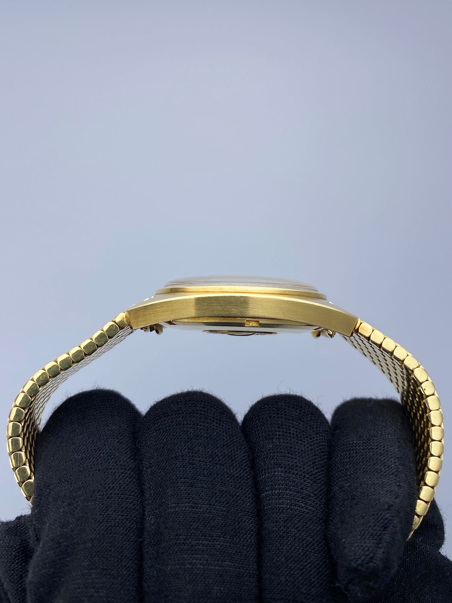 Omega Constellation 168.009 18K Yellow Gold Mens Watch - Watches