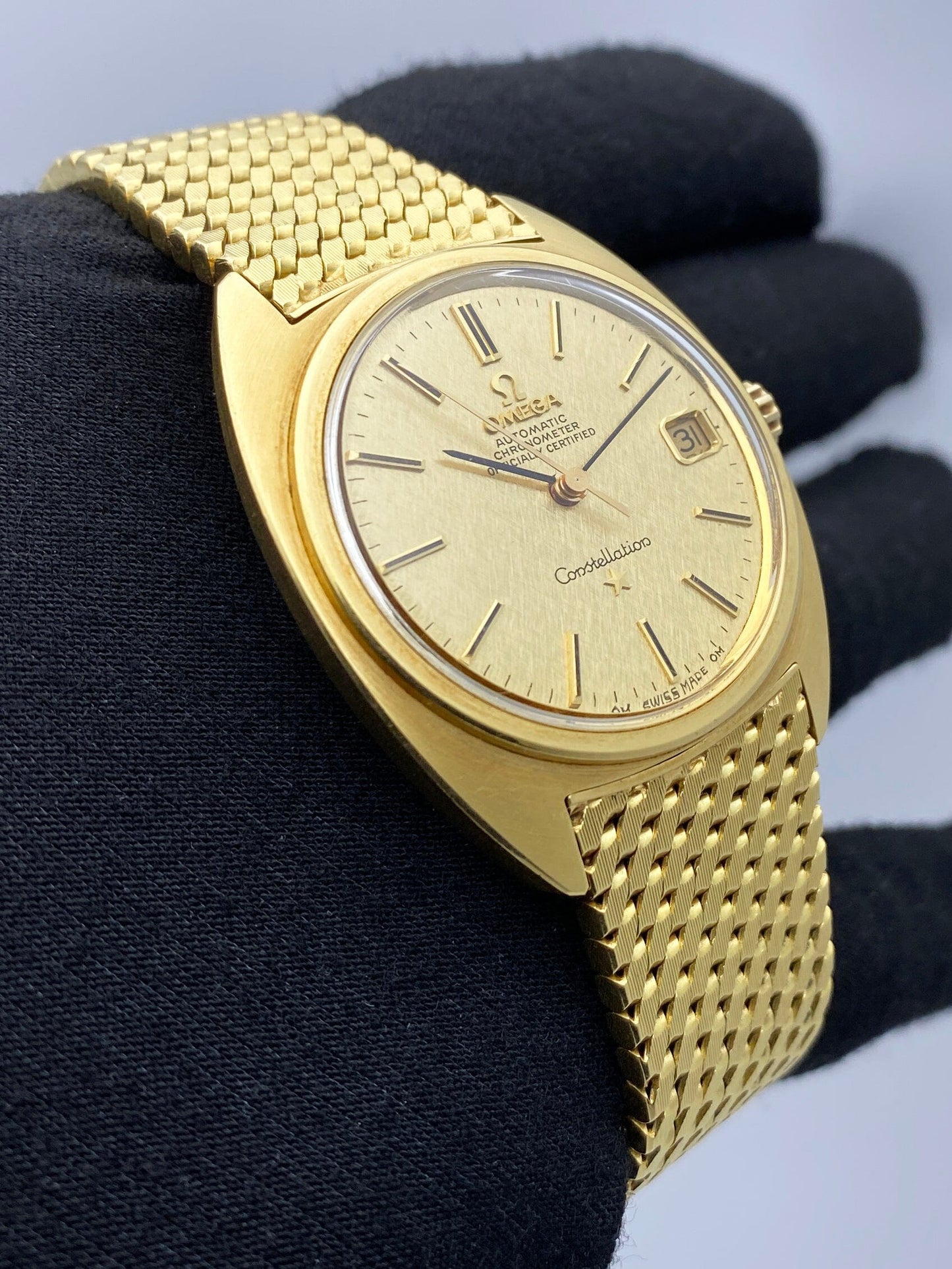 Omega Constellation 168.009 18K Yellow Gold Mens Watch - Watches