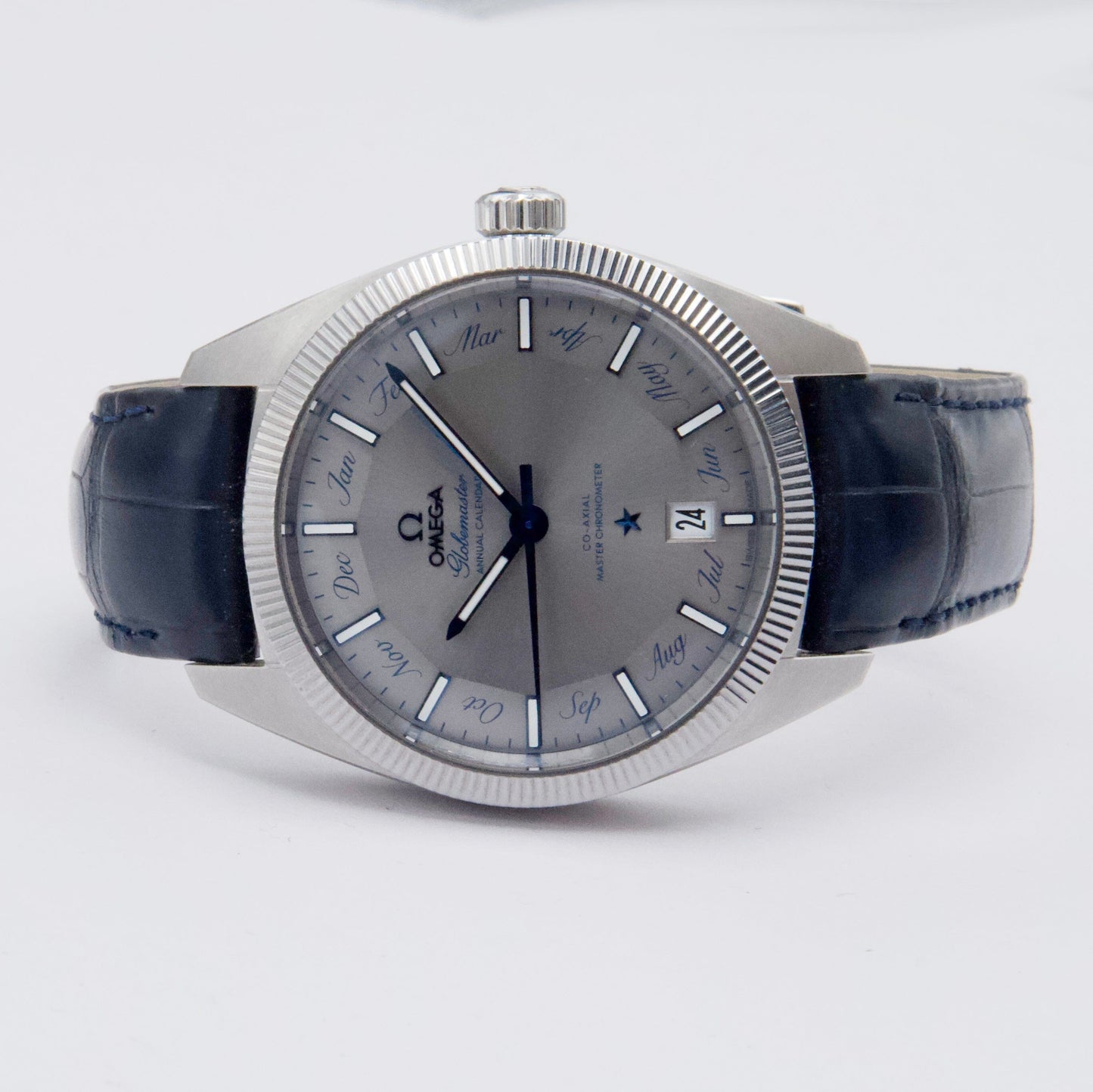 Omega Constellation Globemaster 130.33.41.22.06.001 Mens Watch Box Papers - Watches