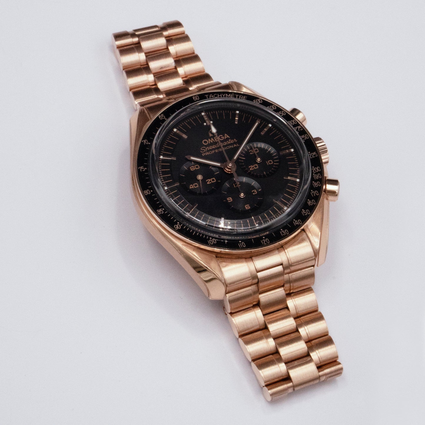 Omega Speedmaster 310.60.42.50.01.001 MOONWATCH Professional Mens Watch Box Papers - Watches