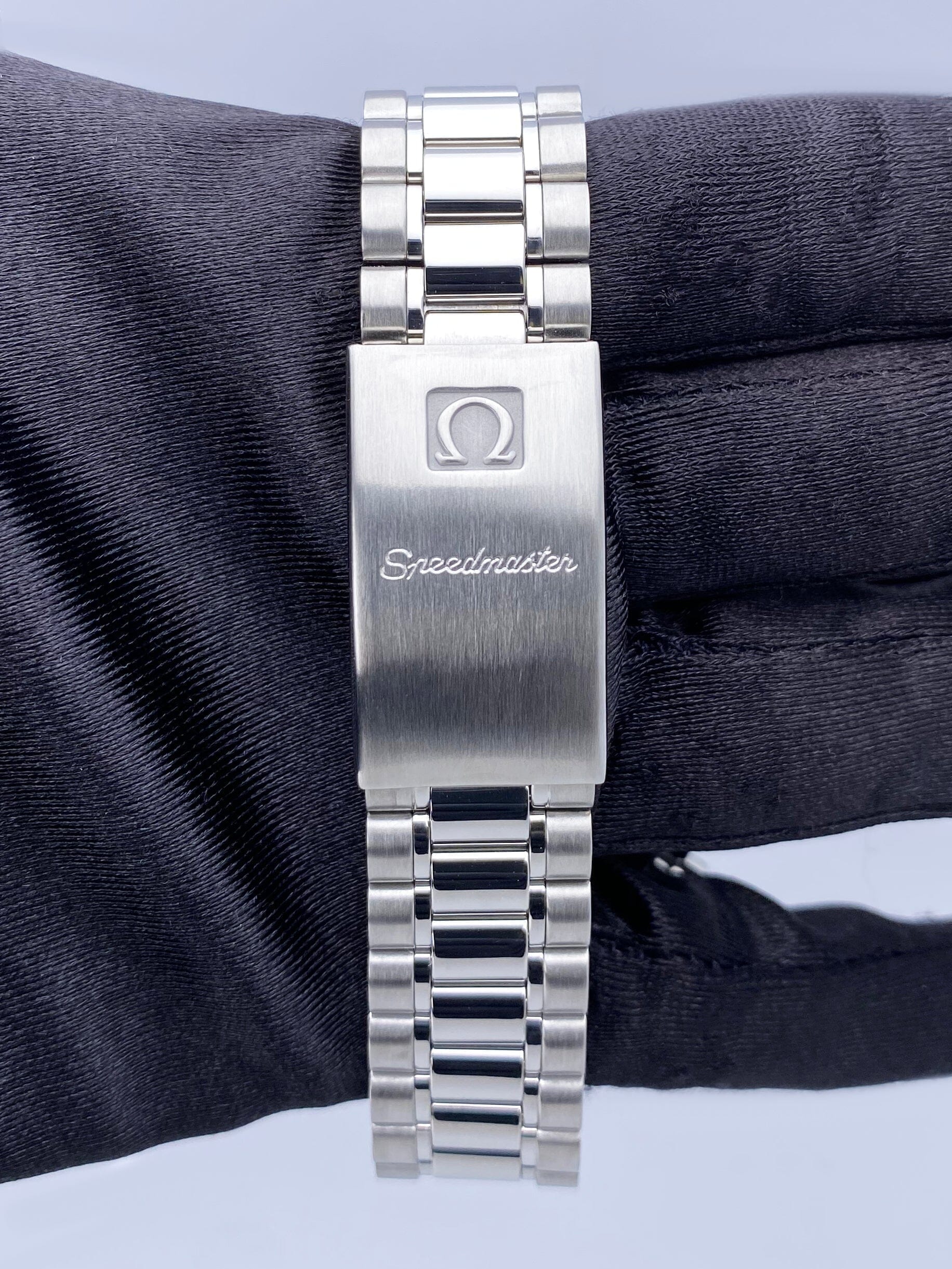 Omega Speedmaster 3510.50.00 Mens Watch - Virtual