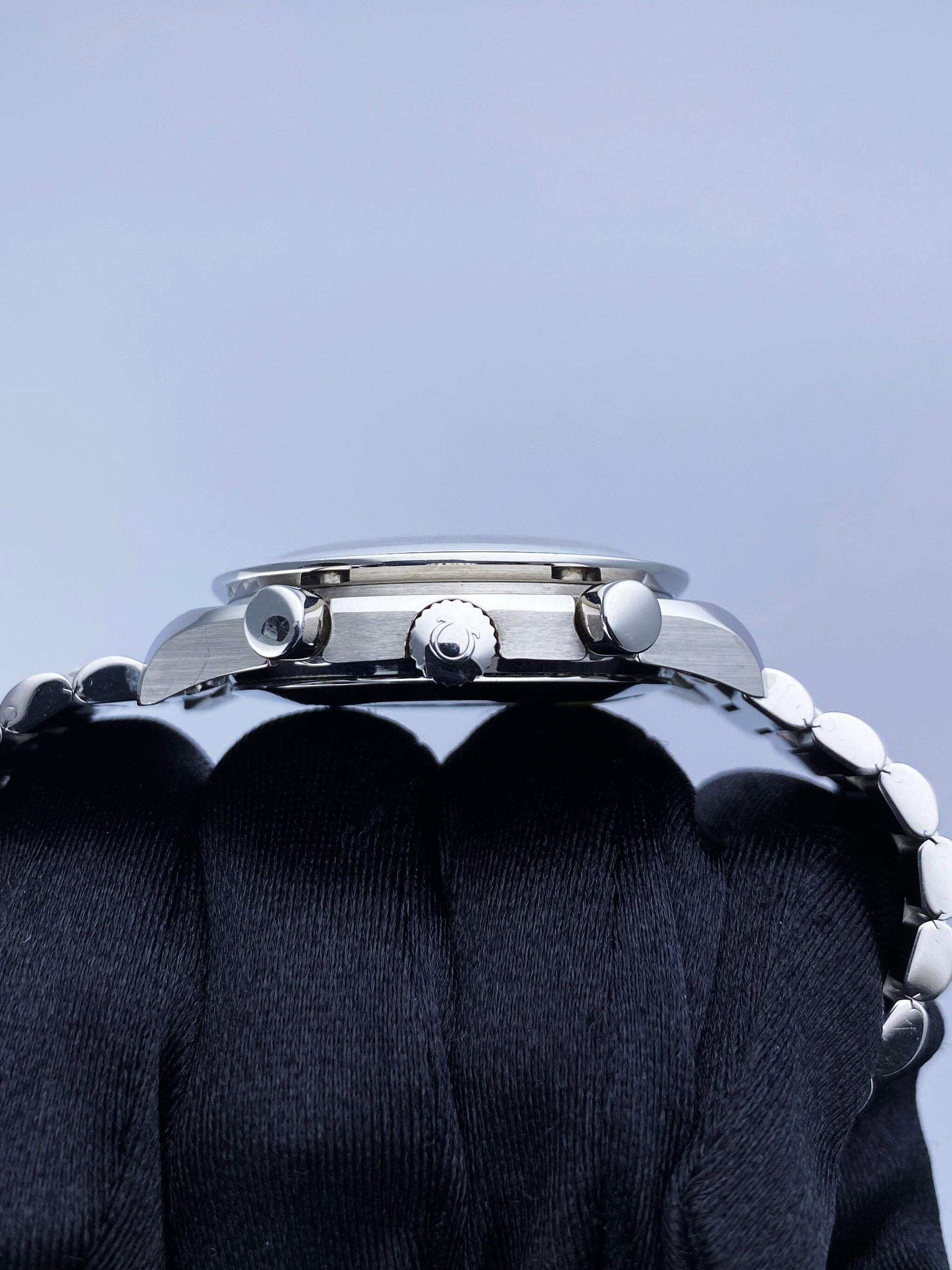 OM08302204X_Omega Speedmaster 3510_4.jpg