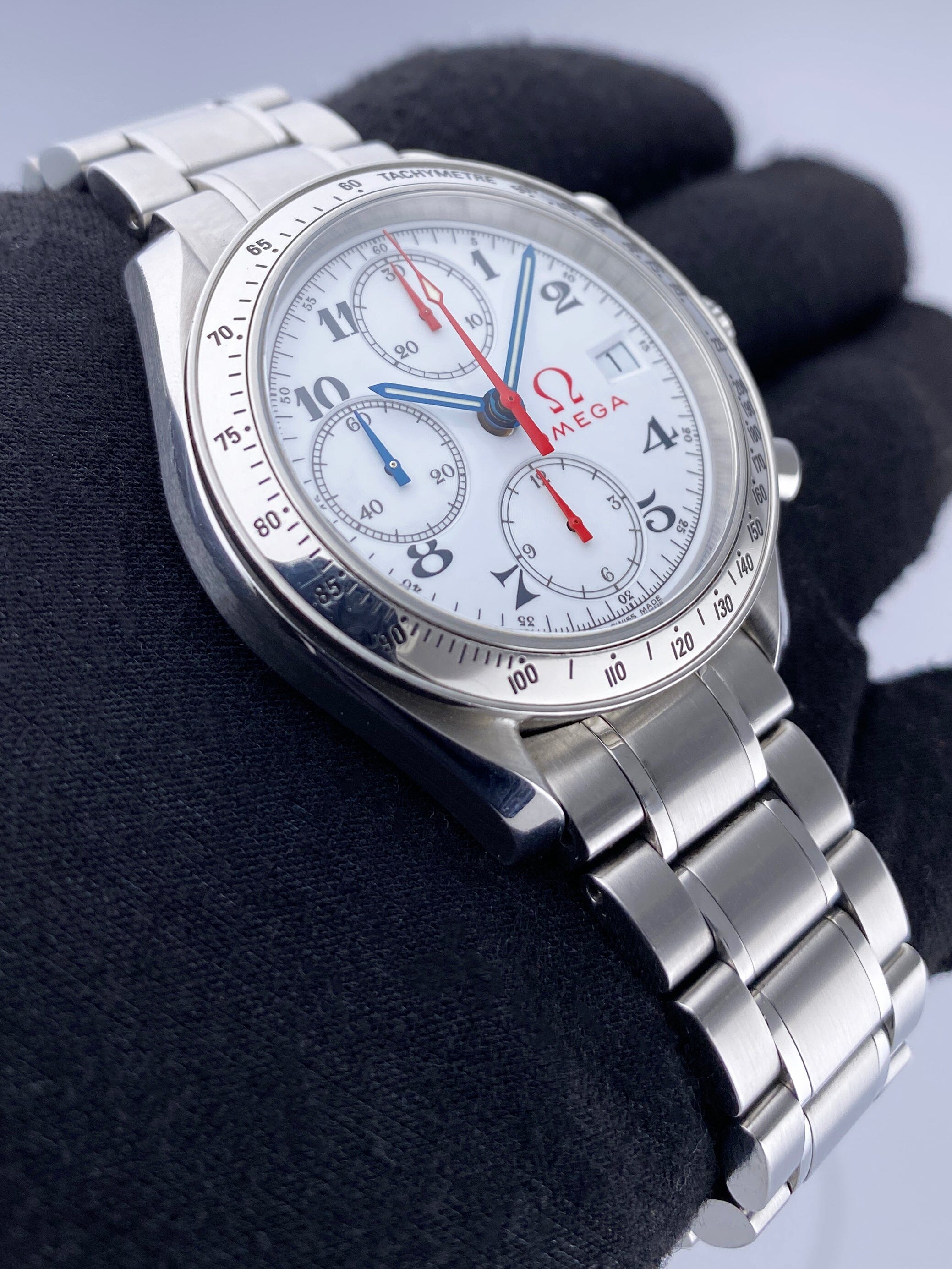 Omega Speedmaster 3515.20 Mens Watch Box Papers | Phigora