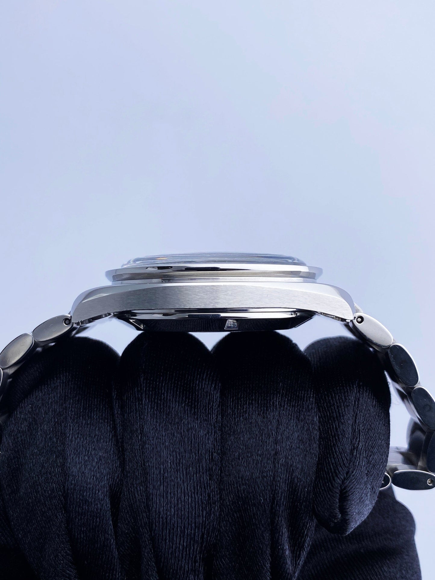 OM06072202X_5 copy.jpg