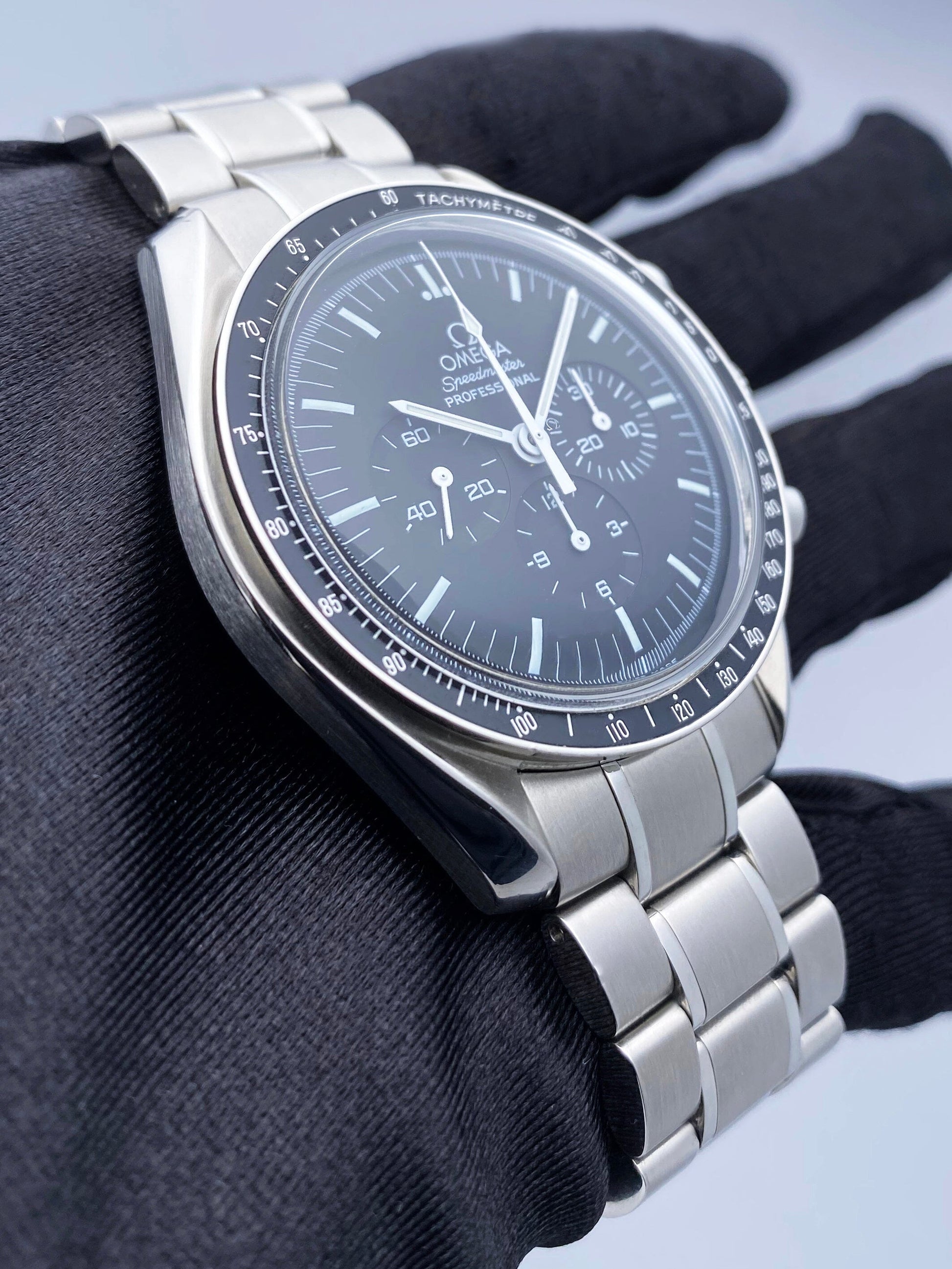OM06072202X_ Speedmaster 3570.50.00_3.jpg