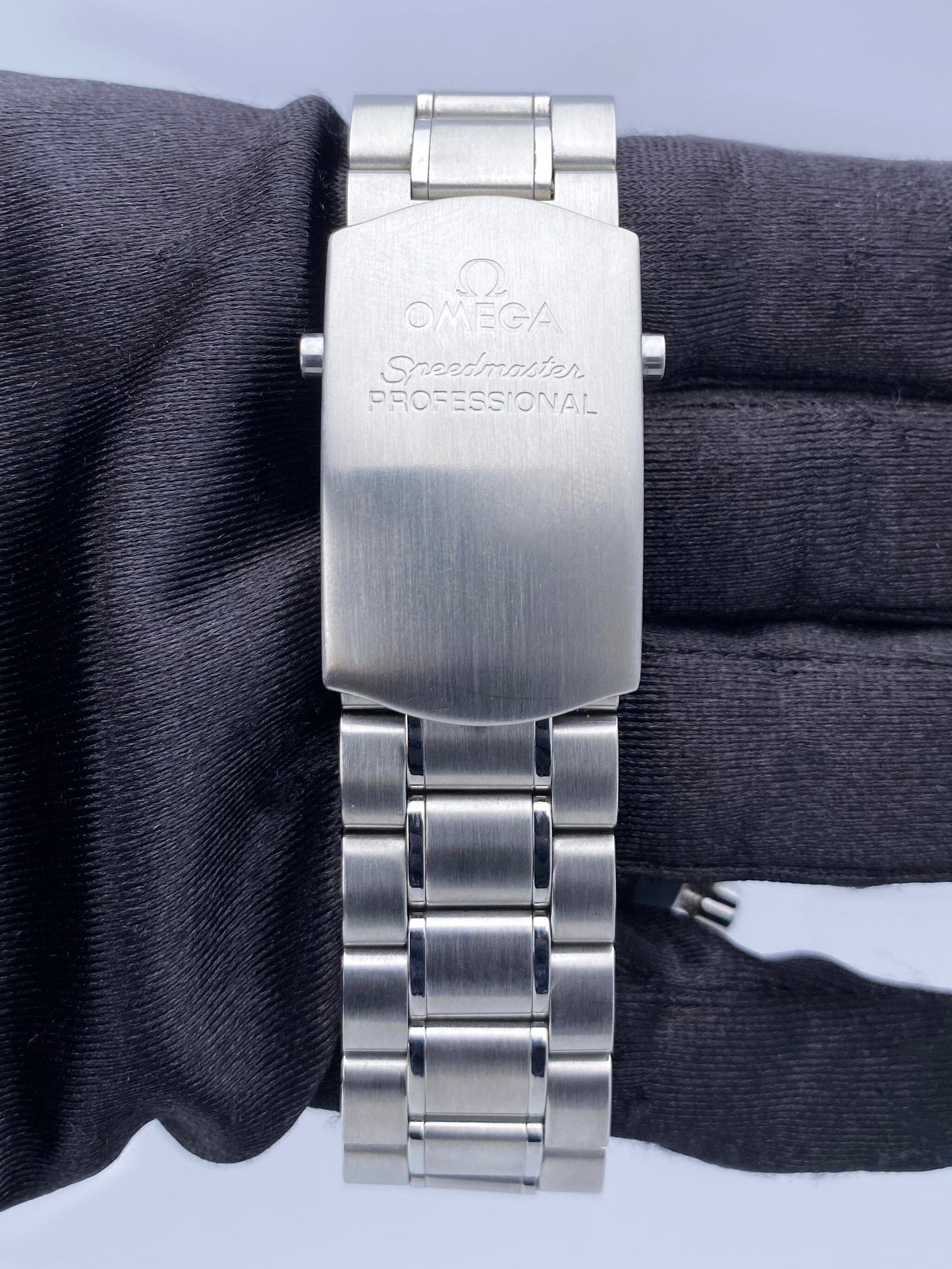 OM06072202X_ Speedmaster 3570.50.00_7.jpg