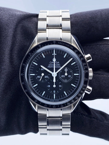 OM06072202X_ Speedmaster 3570.50.00_2.jpg