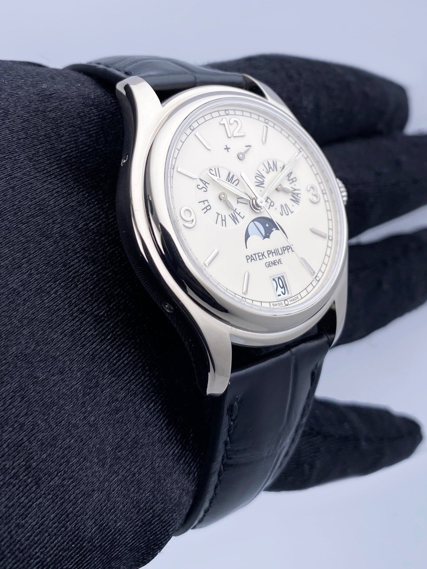 Patek Philippe Annual Calendar 5146G Mens Watch Box Papers - Watches