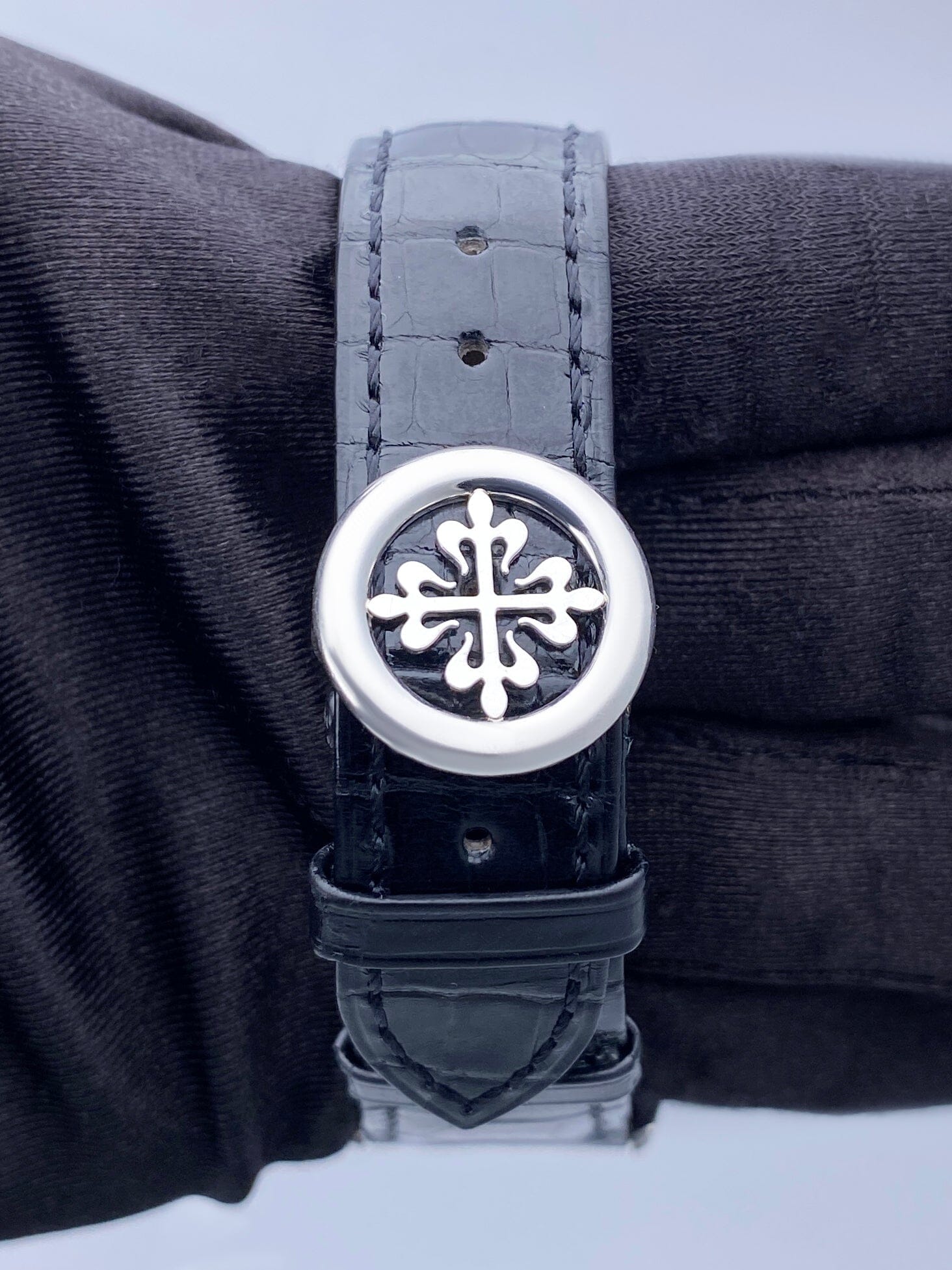 Patek Philippe Annual Calendar 5146P Mens Watch