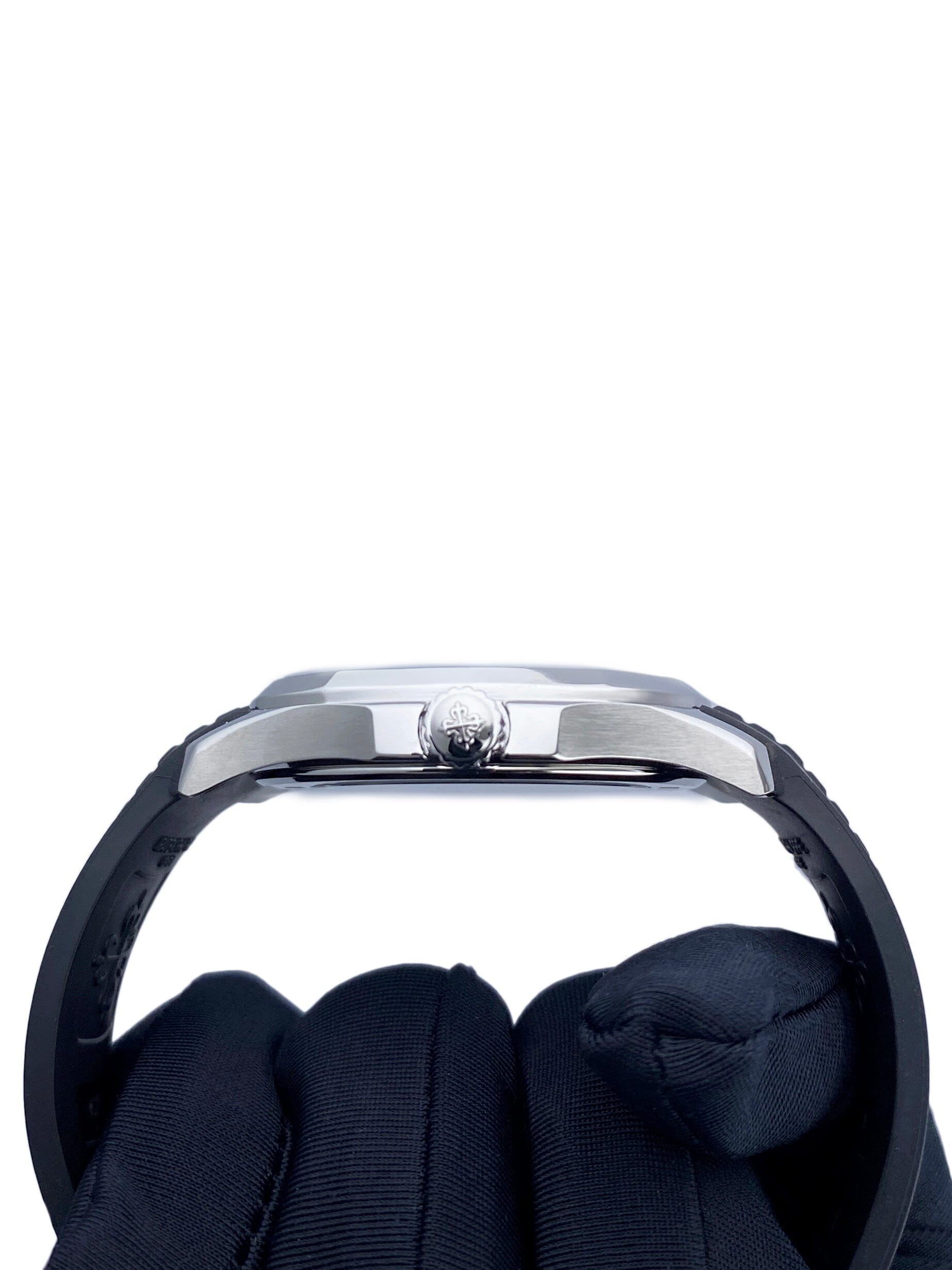Patek Philippe Aquanaut 5165A-001 Black Dial Mens Watch - Watches