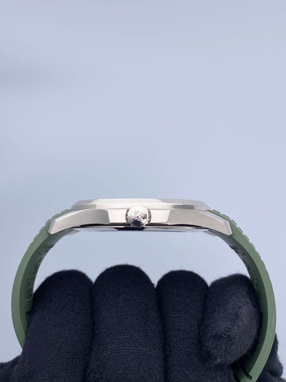 Patek Philippe Aquanaut 5168G-010 Green Dial Mens Watch Box Papers - Watches