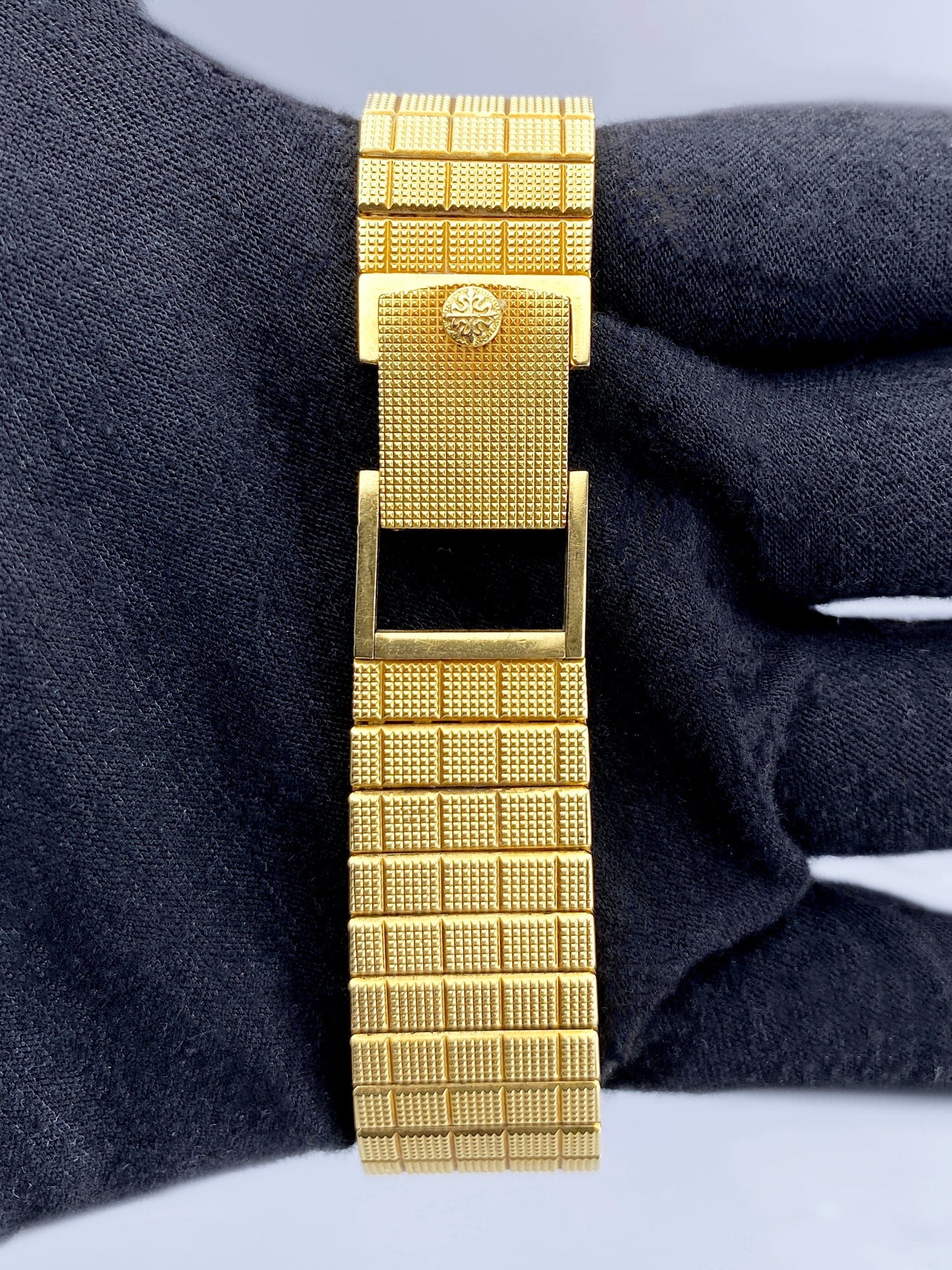 Patek Philippe Calatrava 3919J Mens Watch - Watches