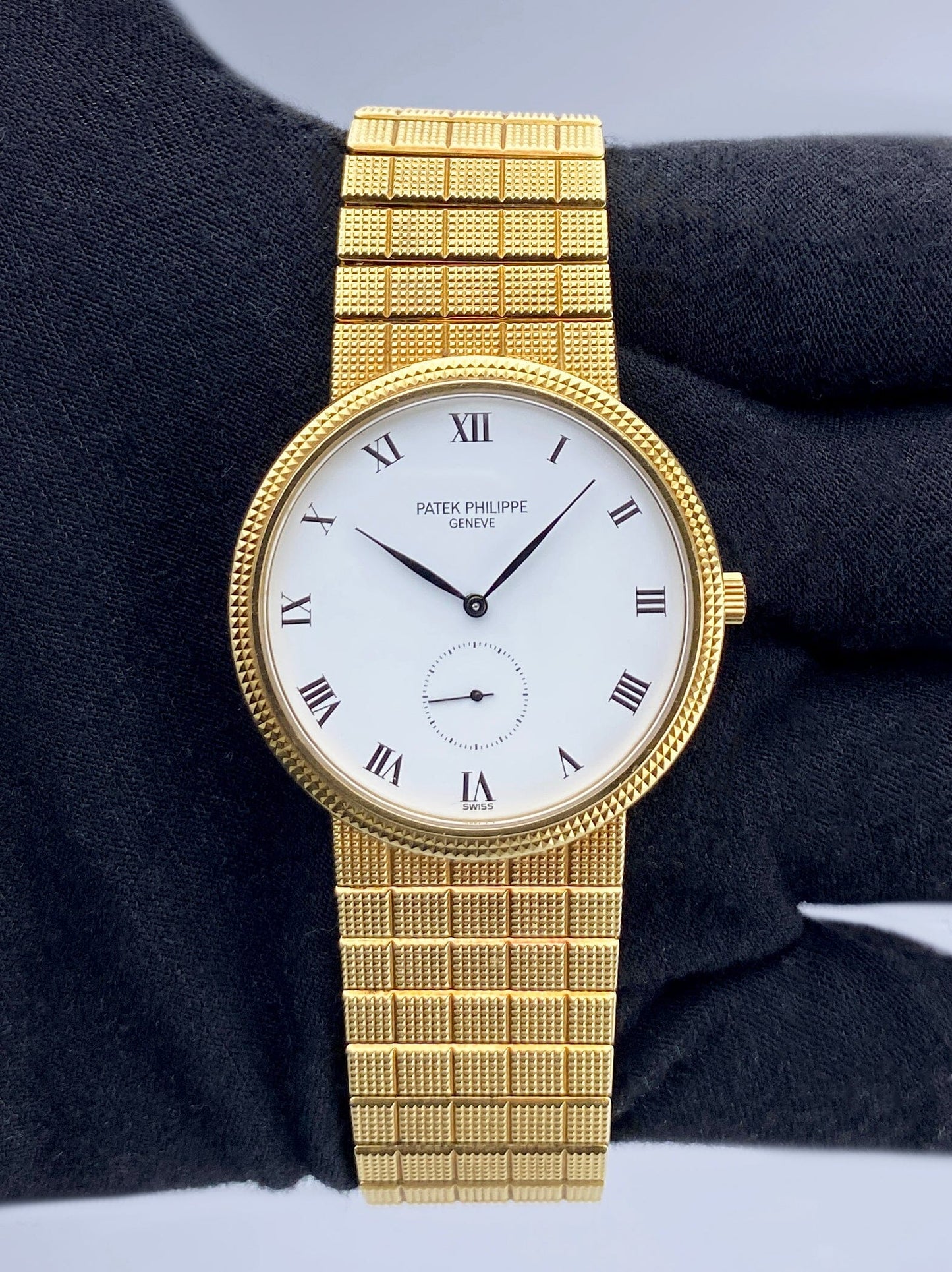 Patek Philippe Calatrava 3919J Mens Watch - Watches
