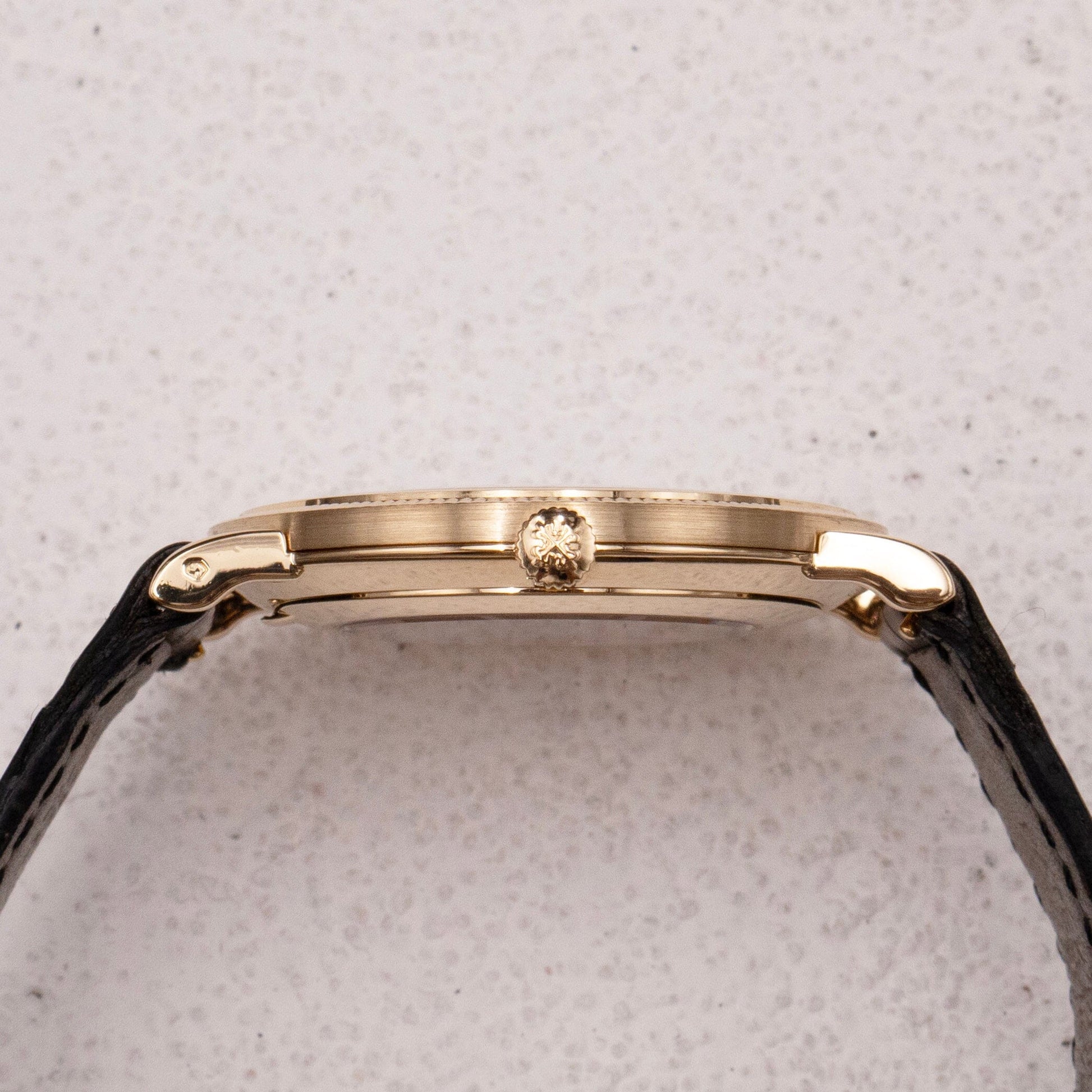 Patek Philippe Calatrava 5119J 18K Yellow Gold Mens Watch - Wristwatch