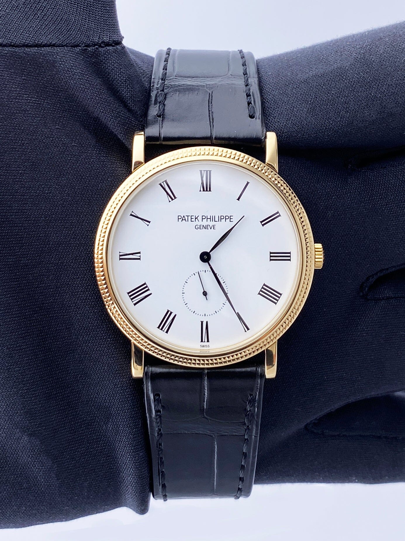 Patek Philippe Calatrava 5119J 18K Yellow Gold Mens Watch With Papers - Wristwatch