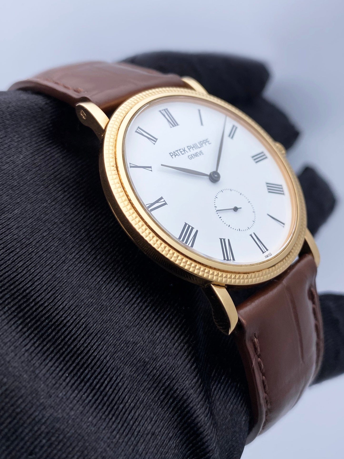 Patek Philippe Calatrava 5119R 18K Rose Gold Mens Watch Box Papers - Watches