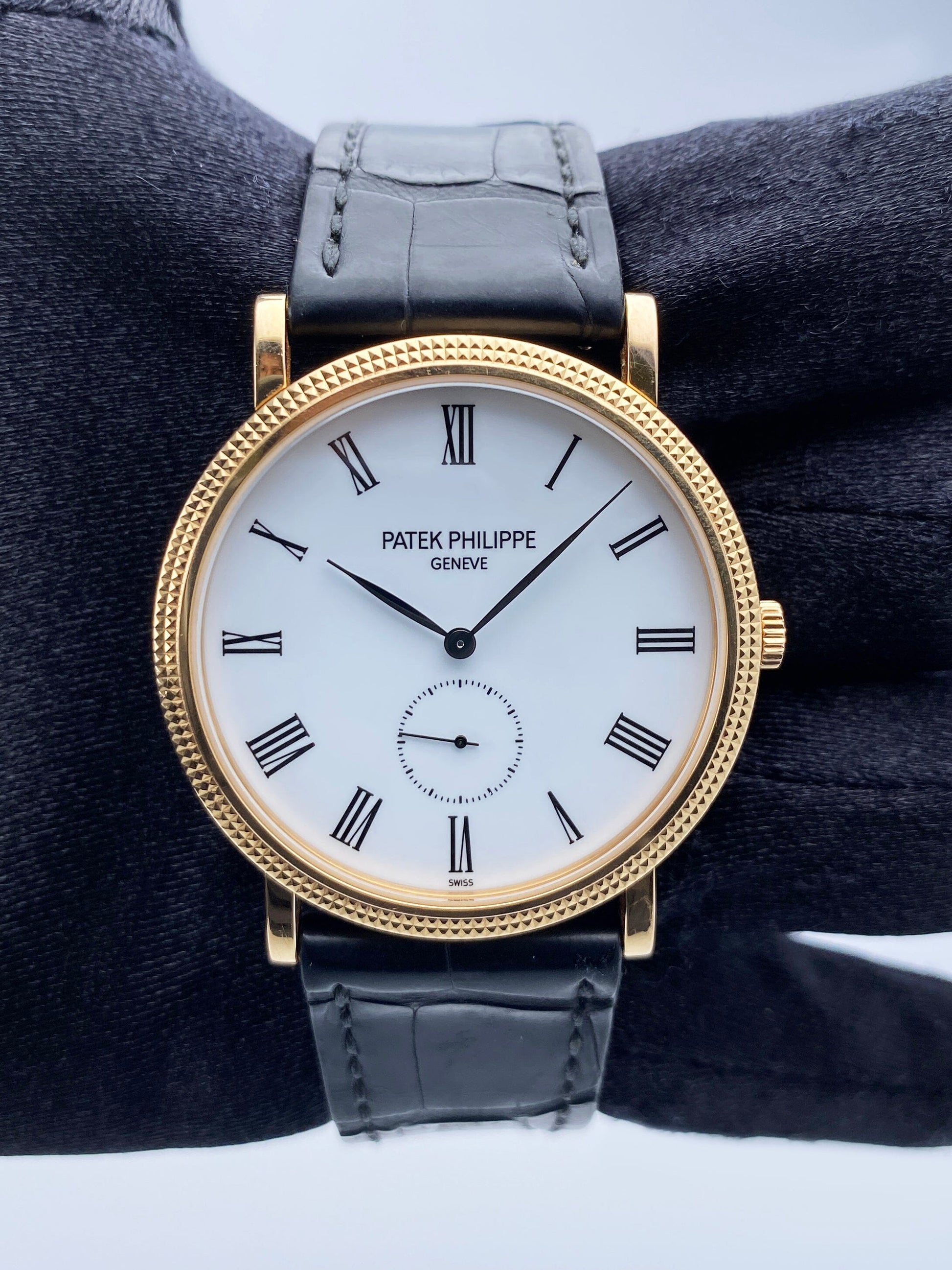 Patek Philippe Calatrava 5119R 18K Rose Gold Mens Watch With Papers & Factory Sealed Service Box - Watches
