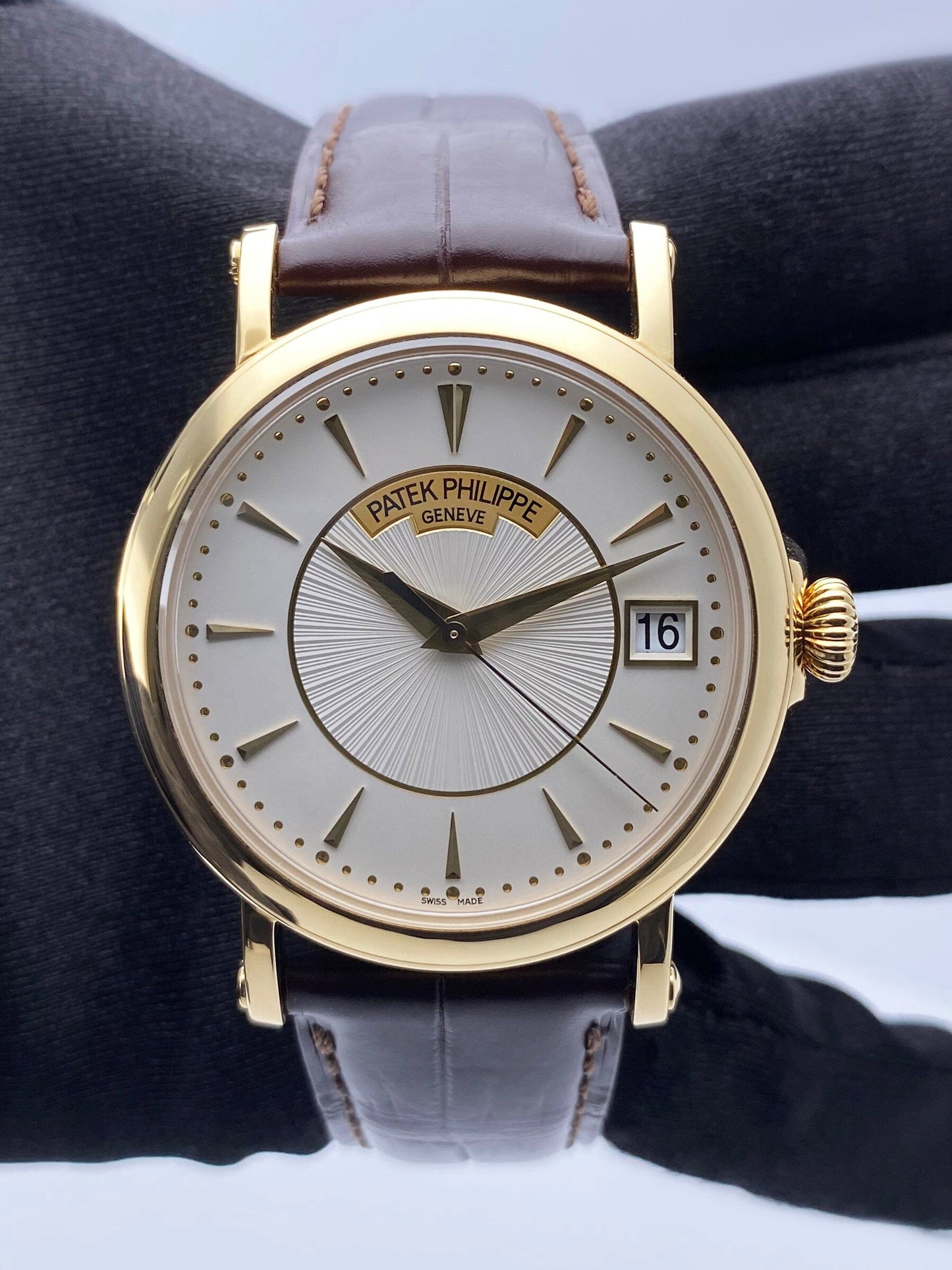 Patek Philippe Calatrava 5153J 18K Yellow Gold Mens Watch Box Papers - Watches