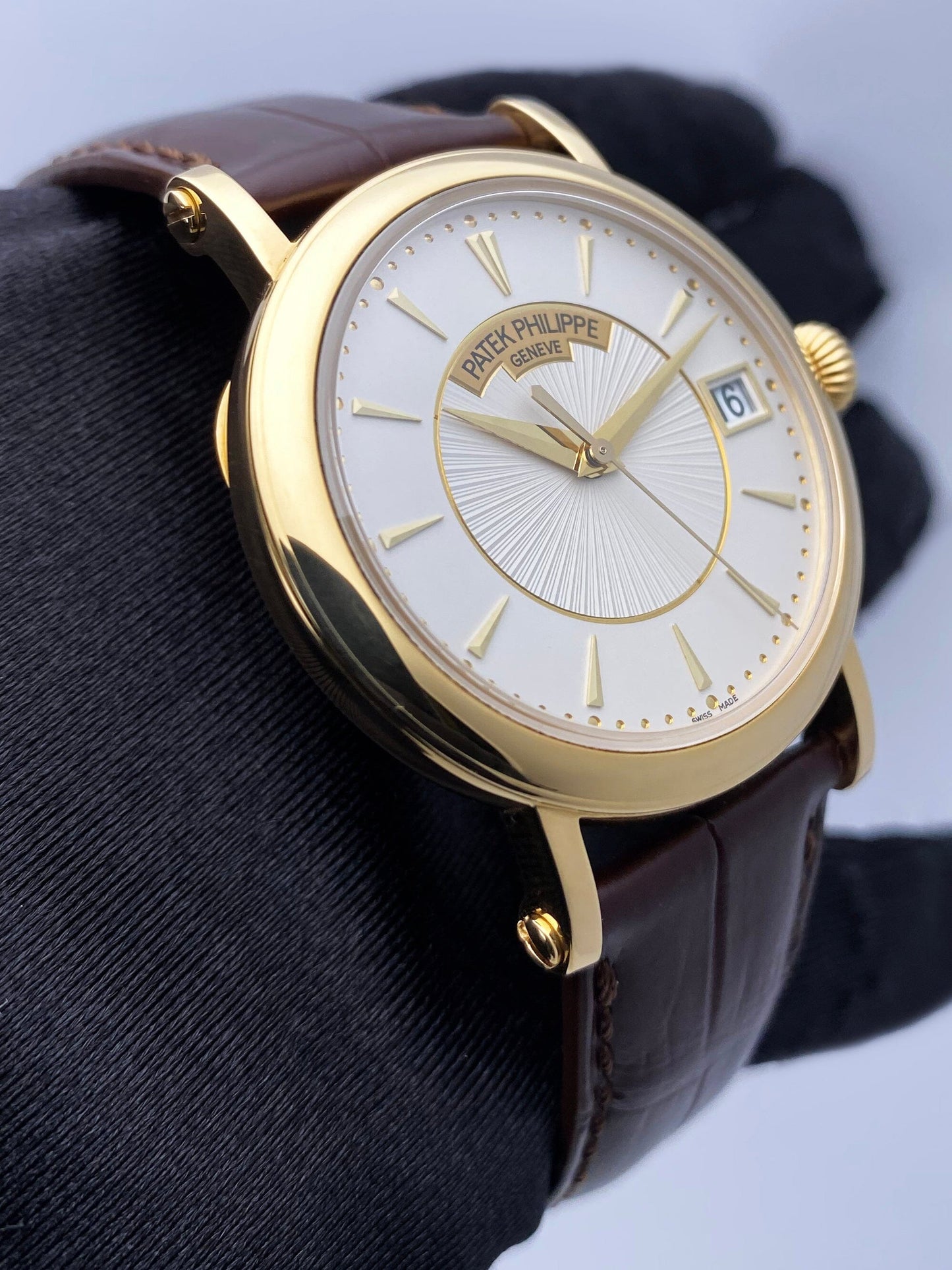 Patek Philippe Calatrava 5153J 18K Yellow Gold Mens Watch Box Papers - Watches