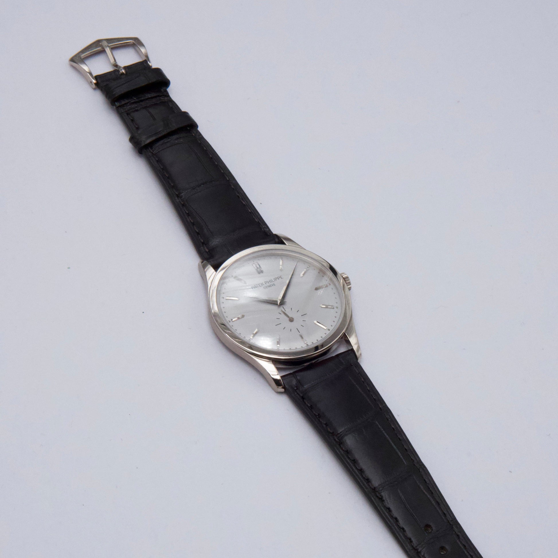 Patek Philippe Calatrava 5196G 18K White Gold Mens Watch - Wristwatch