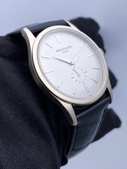 Patek Philippe Calatrava 5196G 18K White Gold Mens Watch Box Papers - Watches