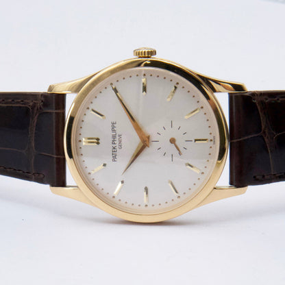 Patek Philippe Calatrava 5196J Yellow Gold Mens Watch - Wristwatch