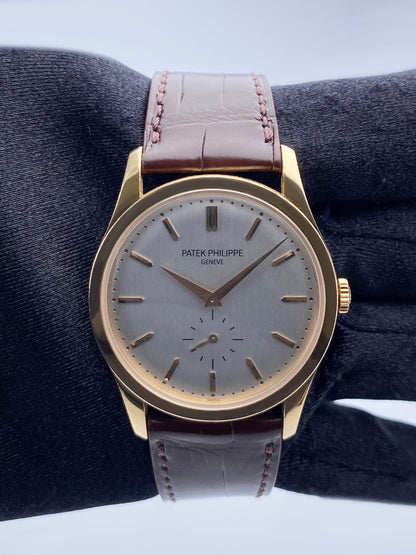 Patek Philippe Calatrava 5196R 18K Rose Gold Mens Watch - Wristwatch