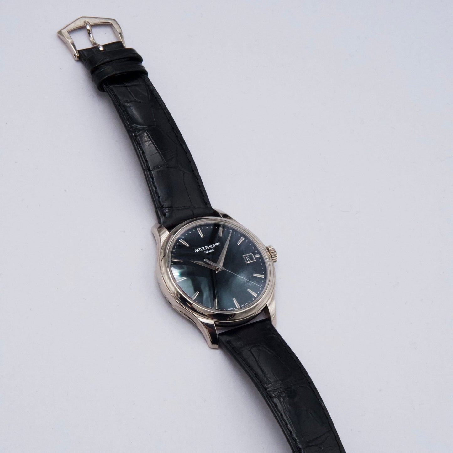 Patek Philippe Calatrava 5227G Black Dial Mens Watch Box Papers - Watches