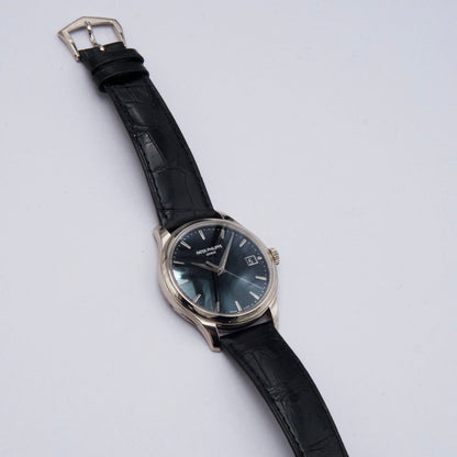 Patek Philippe Calatrava 5227G Black Dial Mens Watch Box Papers - Watches