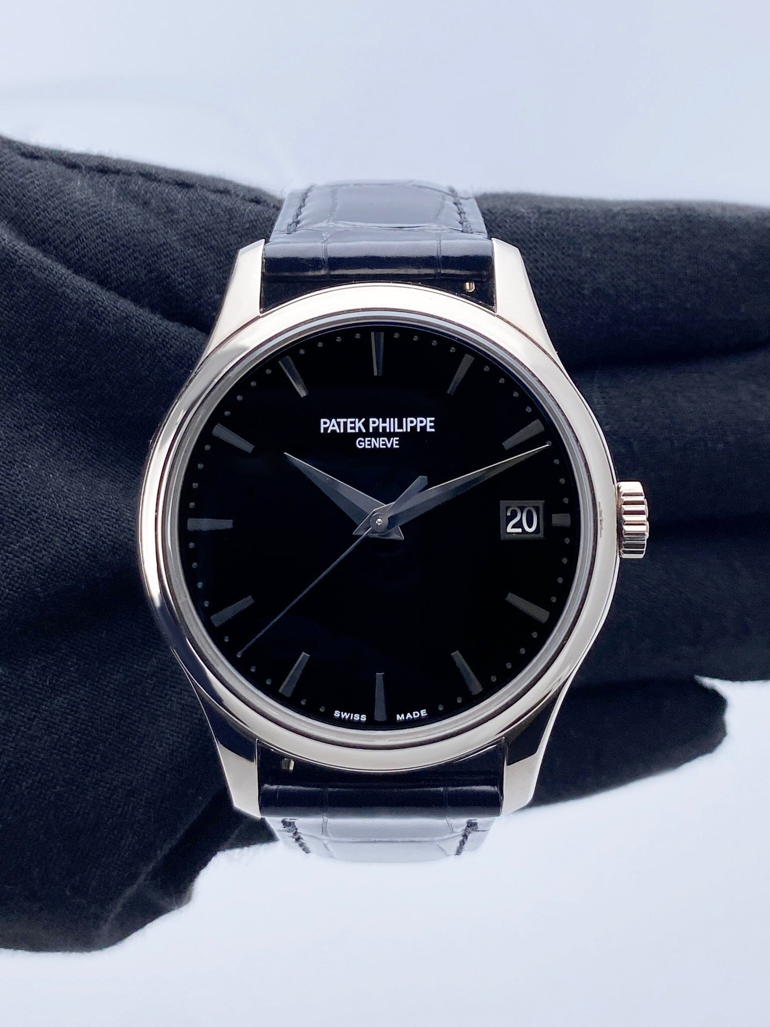 Patek Philippe Calatrava 5227G Black Dial Mens Watch Box Papers - Watches