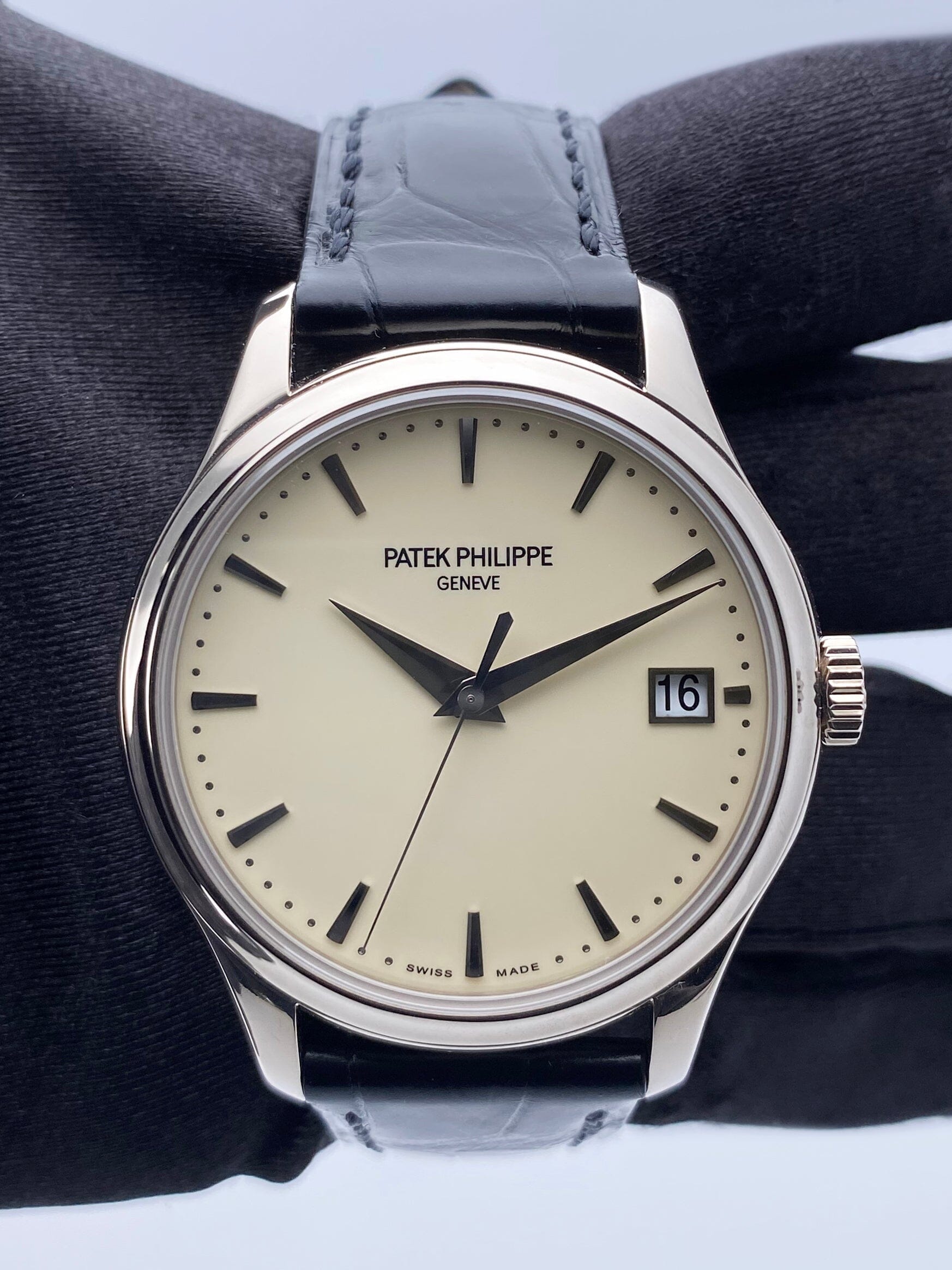Patek Philippe Calatrava 5227G Ivory Dial 18K White Gold Mens Watch Box Papers - Watches