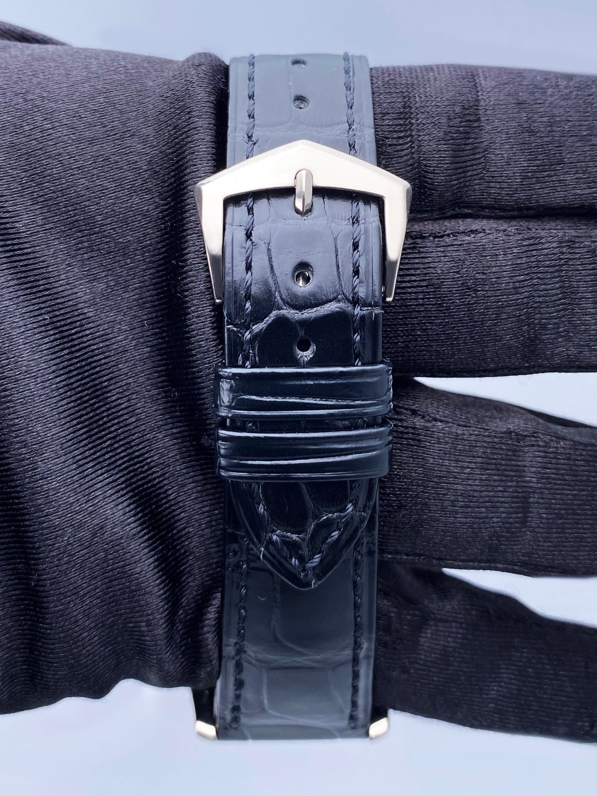 Patek Philippe Calatrava 5227G Ivory Dial 18K White Gold Mens Watch Box Papers