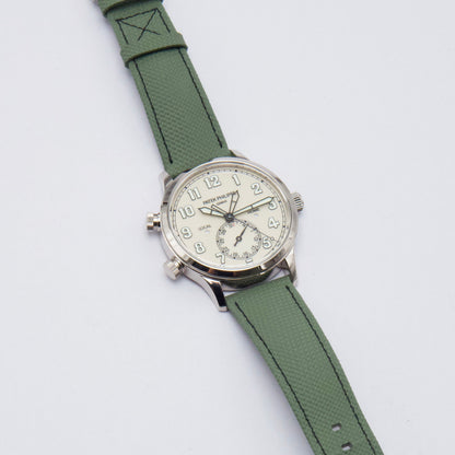 Patek Philippe Calatrava Pilot Travel Time 5524G Ivory Dial Mens Watch Box Papers - Watches
