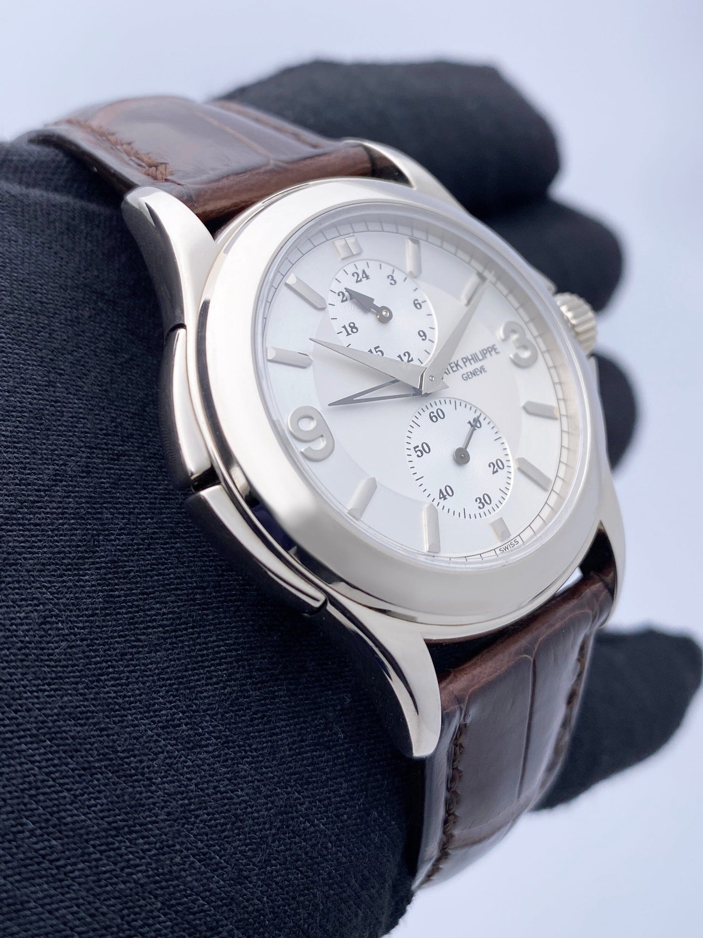Patek Philippe Calatrava Travel Time 5134G 18K White Gold Mens Watch