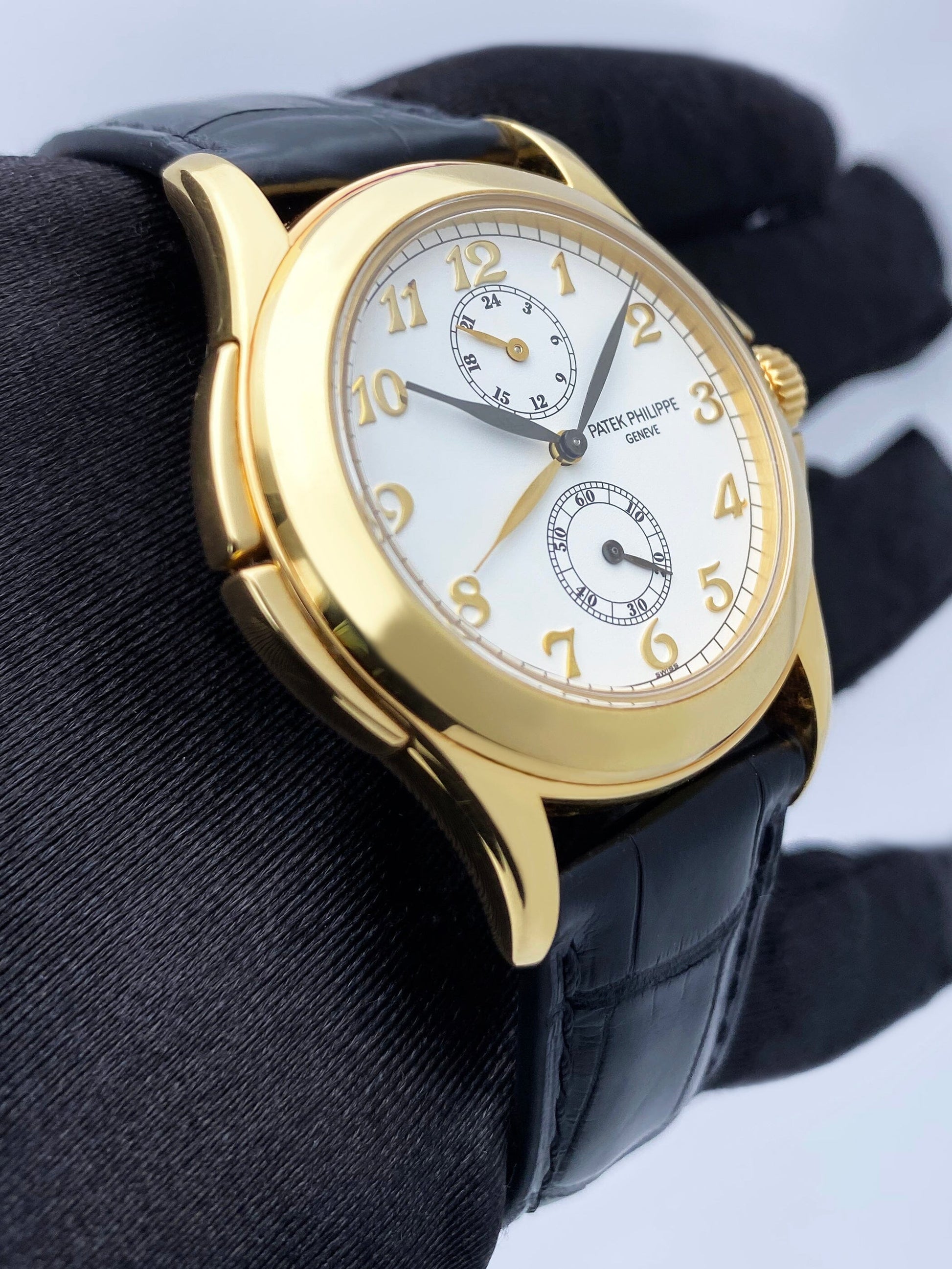 Patek Philippe Calatrava Travel Time 5134J 18K Yellow Gold Mens Watch - Watches