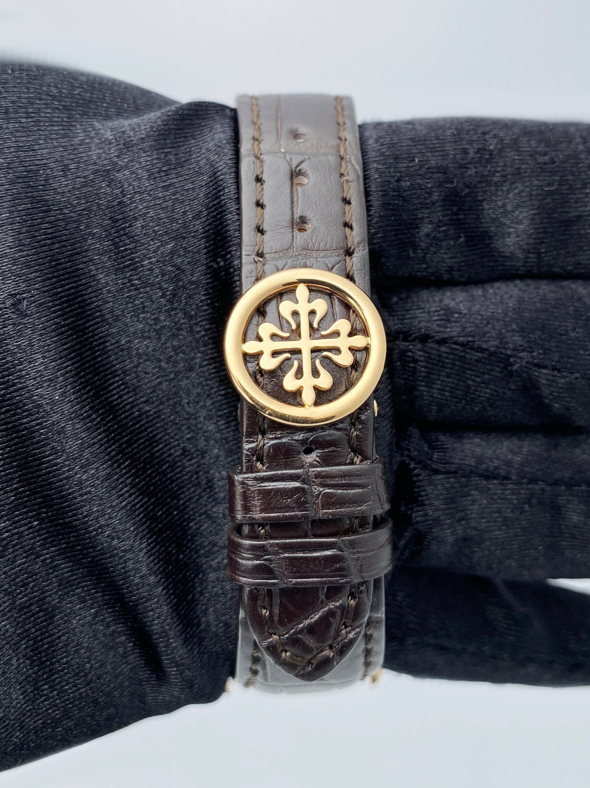 Patek Philippe Calatrava Travel Time 5134R Mens Watch - Watches