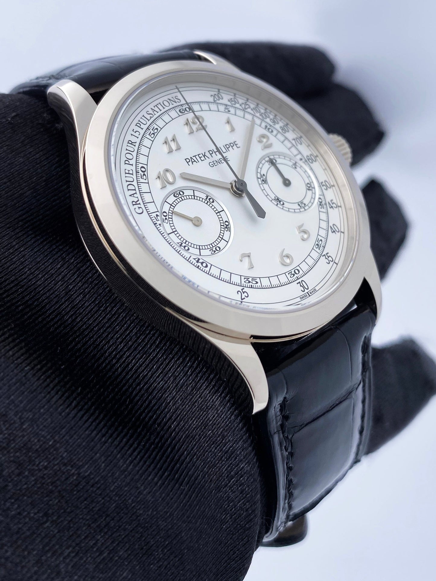 Patek Philippe Chronograph 5170G Silver Dial Mens Watch Box Papers - Watches