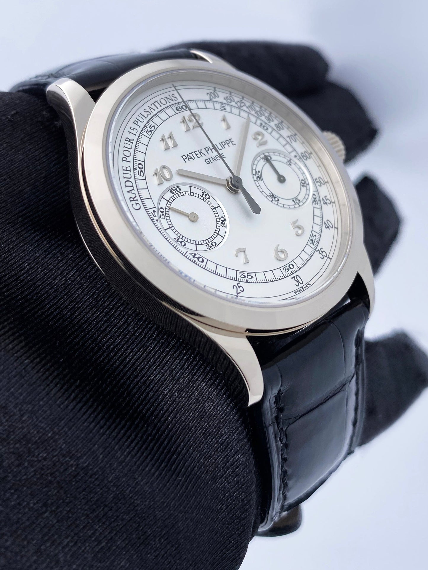 Patek Philippe Chronograph 5170G Silver Dial Mens Watch Box Papers - Watches