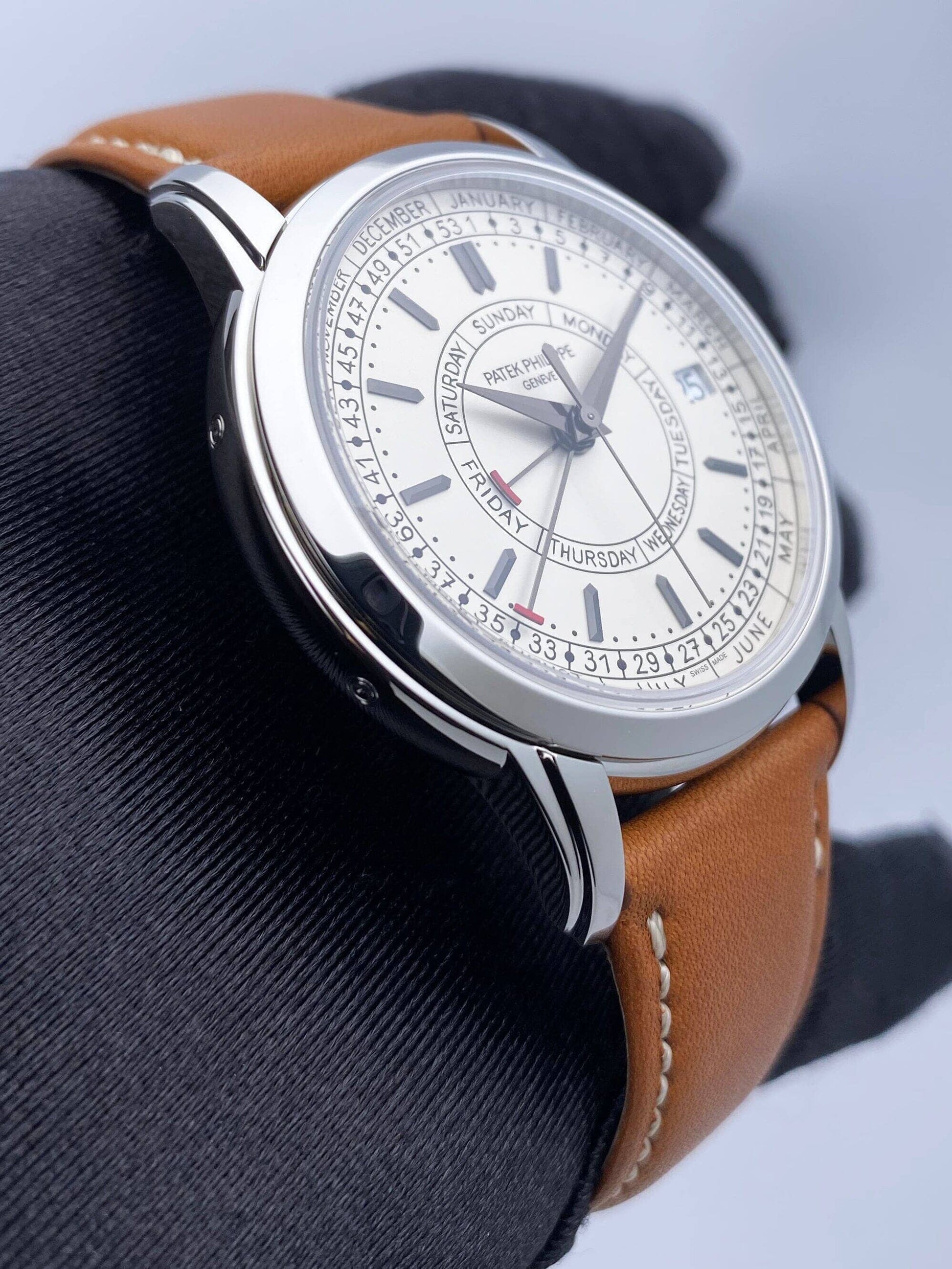 Patek Philippe Complications 5212A Silver Dial Mens Watch Box Papers - Watches
